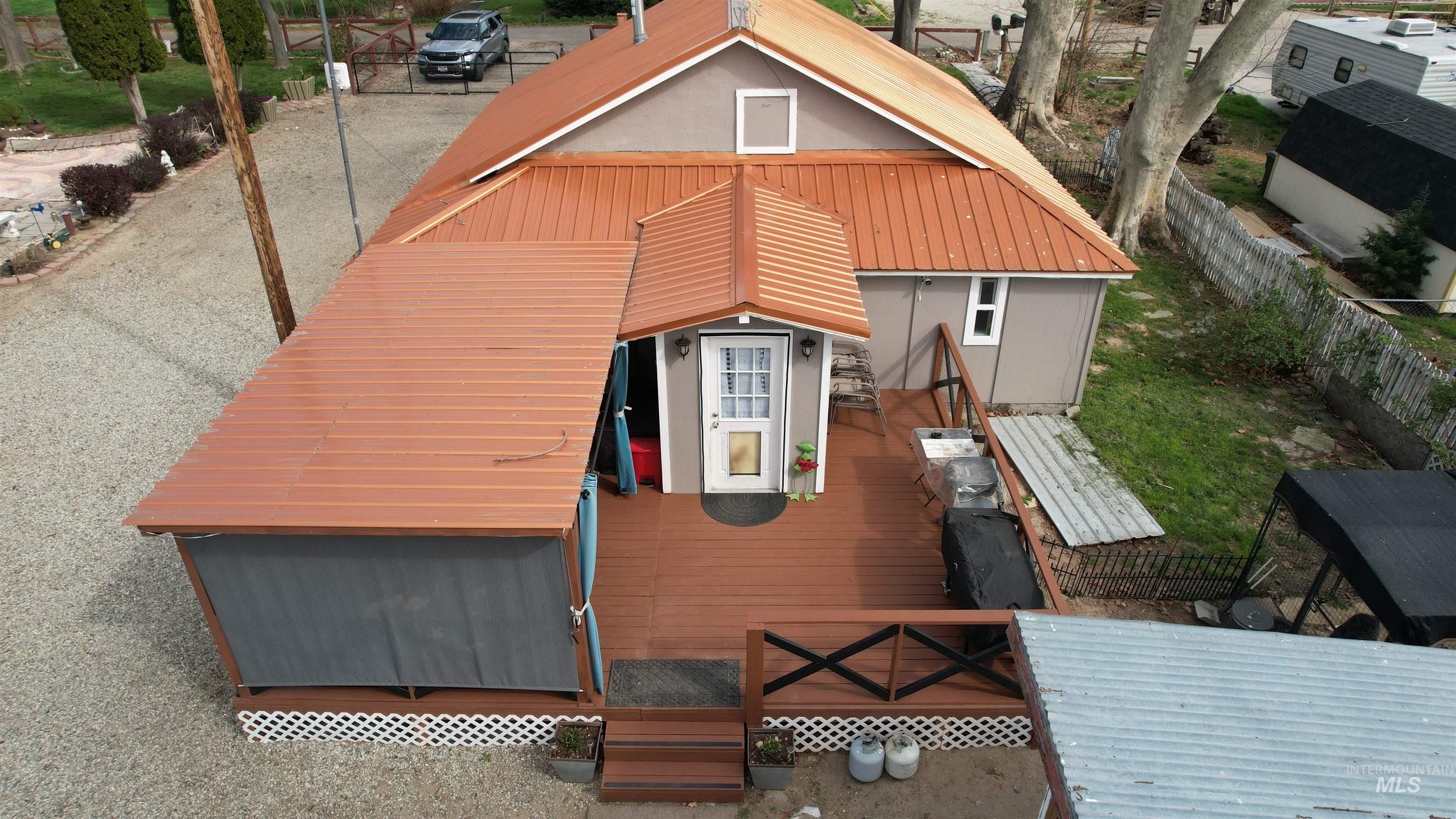 2133 Hollywood Blvd, Emmett, Idaho 83617, 2 Bedrooms, 1 Bathroom, Residential For Sale, Price $530,000,MLS 98979711