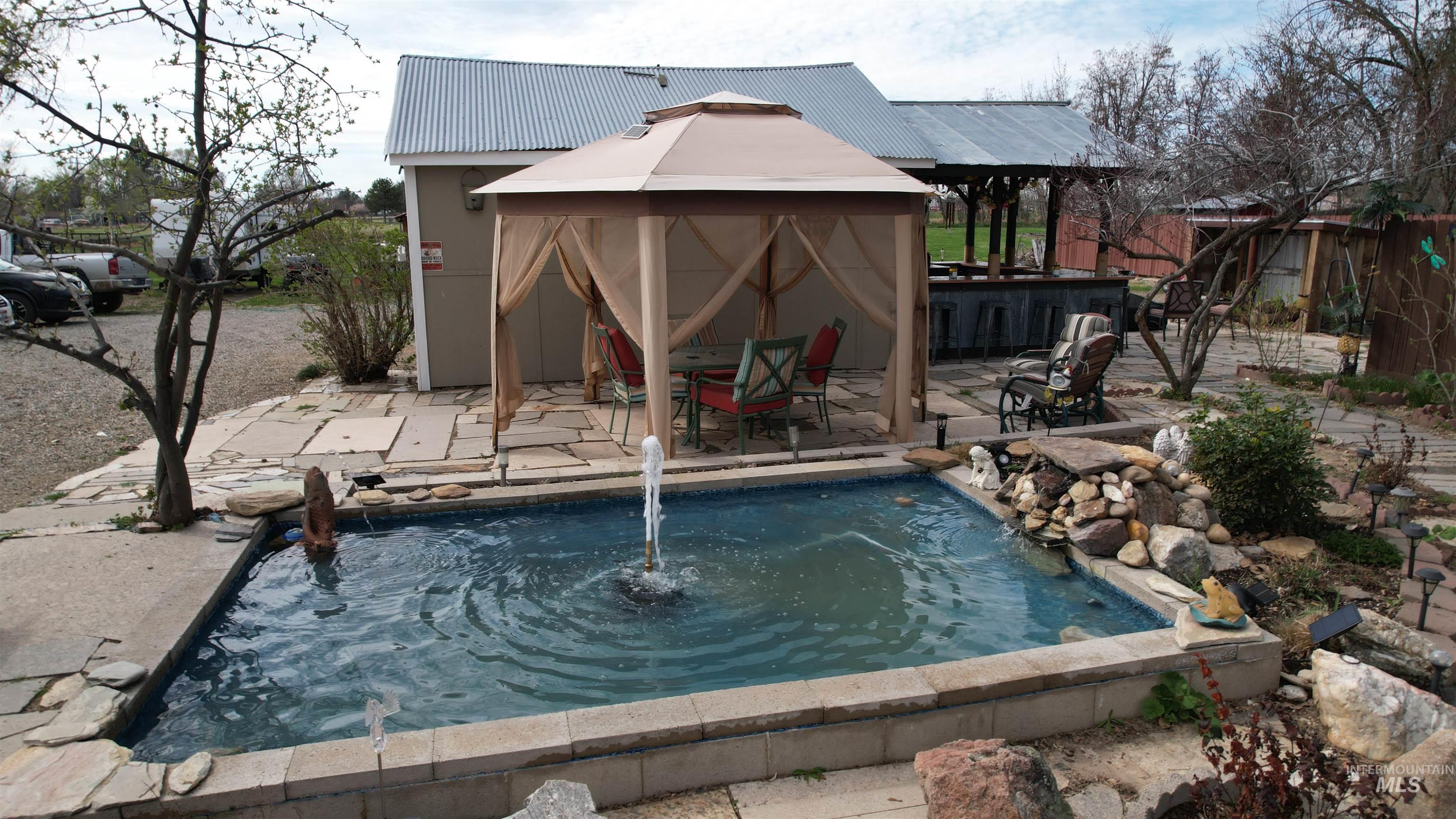 2133 Hollywood Blvd, Emmett, Idaho 83617, 2 Bedrooms, 1 Bathroom, Residential For Sale, Price $530,000,MLS 98979711