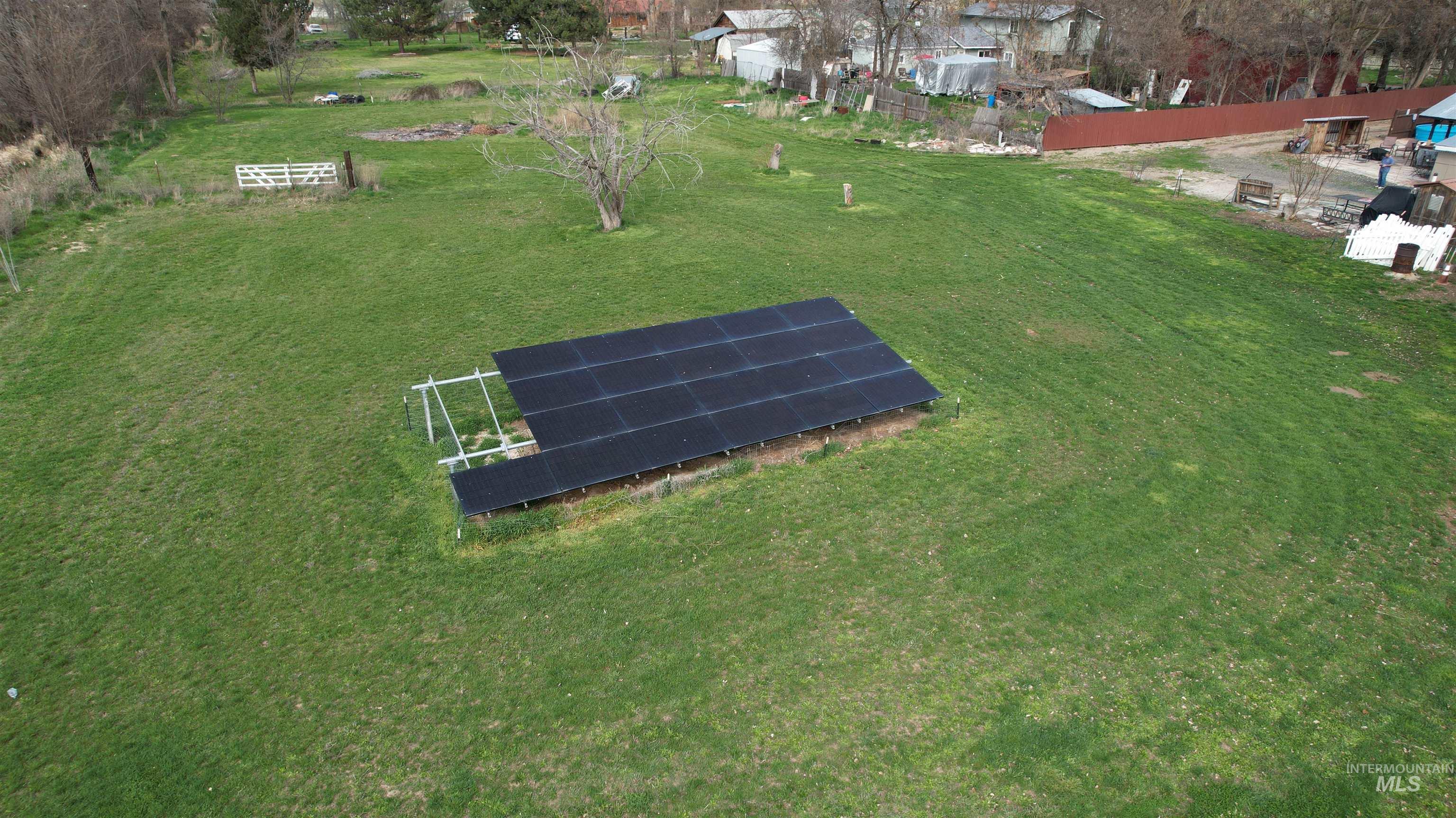 2133 Hollywood Blvd, Emmett, Idaho 83617, 2 Bedrooms, 1 Bathroom, Residential For Sale, Price $530,000,MLS 98979711