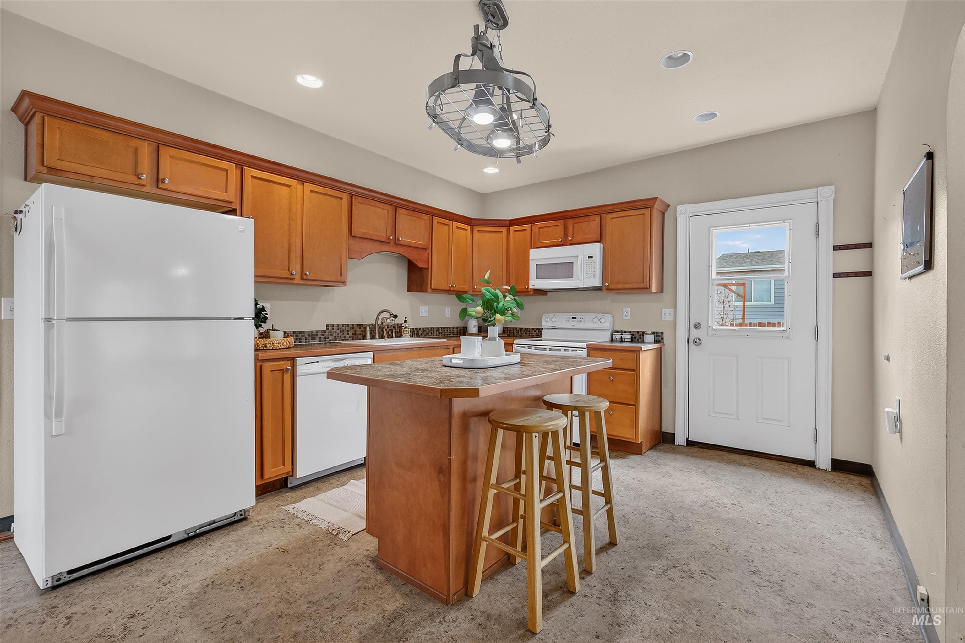 815 2nd Street, Asotin, Washington 99402, 4 Bedrooms, 2 Bathrooms, Residential For Sale, Price $329,000, 98979712