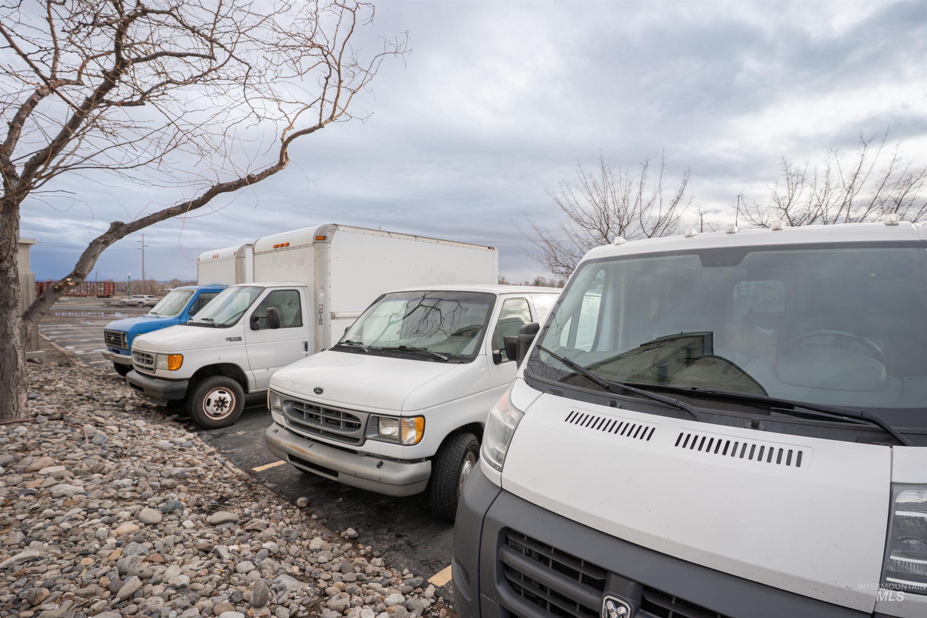 545 Shoshone St S, Twin Falls, Idaho 83301-6004, 6 Rooms, Business/Commercial For Sale, Price $1,293,000,MLS 98979717