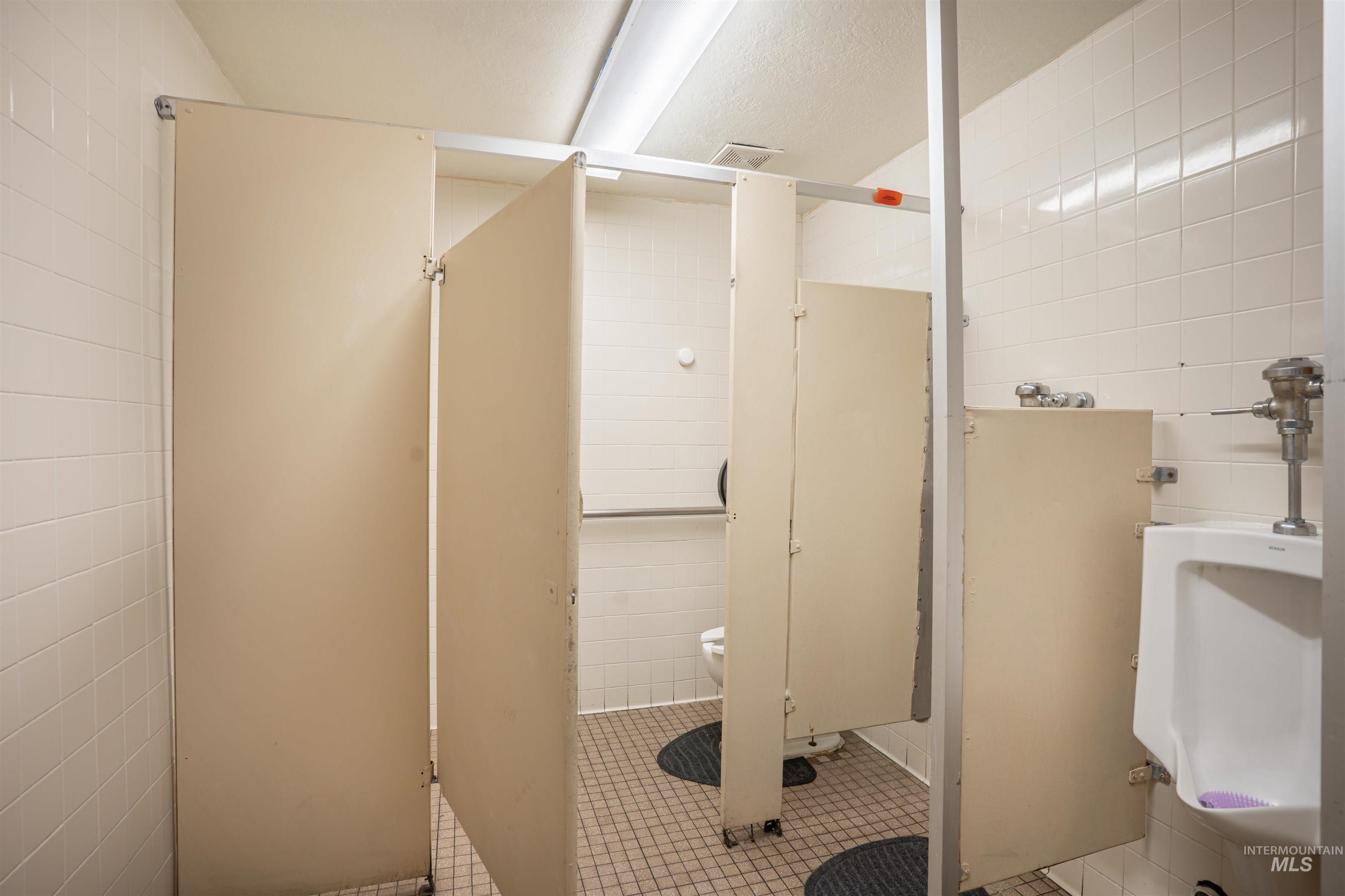 545 Shoshone St S, Twin Falls, Idaho 83301-6004, 6 Rooms, Business/Commercial For Sale, Price $1,293,000,MLS 98979717