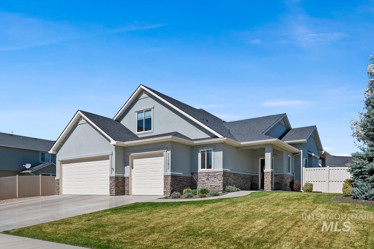 11592 W Shortcreek, Star, Idaho 83669, 4 Bedrooms, 2.5 Bathrooms, Residential For Sale, Price $749,900,MLS 98979720