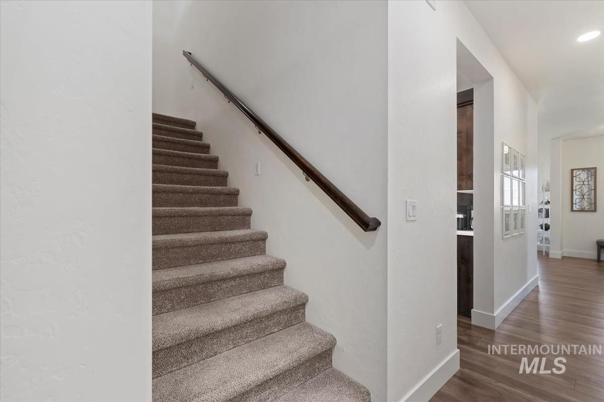 11592 W Shortcreek, Star, Idaho 83669, 4 Bedrooms, 2.5 Bathrooms, Residential For Sale, Price $749,900,MLS 98979720