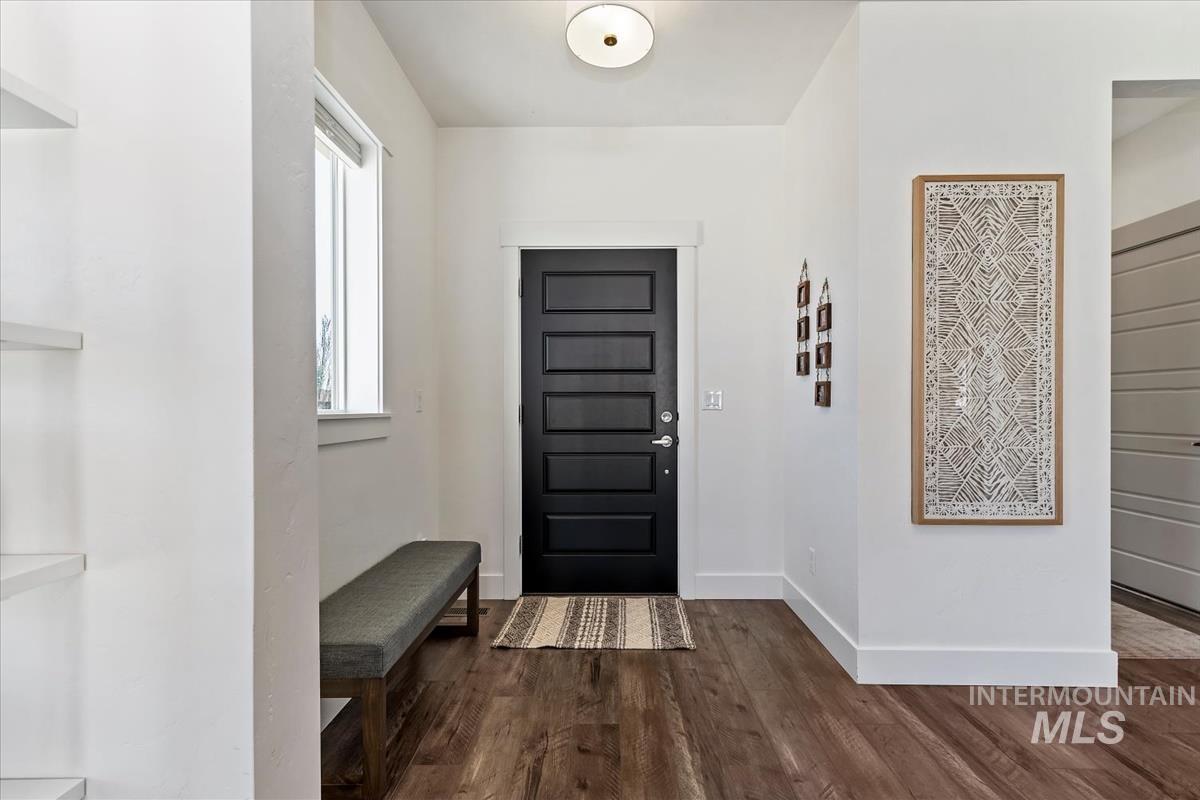 11592 W Shortcreek, Star, Idaho 83669, 4 Bedrooms, 2.5 Bathrooms, Residential For Sale, Price $749,900,MLS 98979720