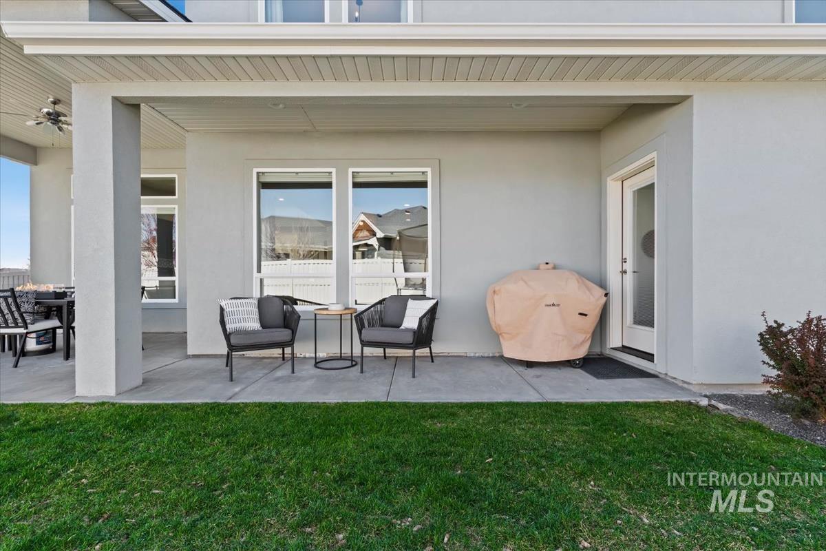 11592 W Shortcreek, Star, Idaho 83669, 4 Bedrooms, 2.5 Bathrooms, Residential For Sale, Price $749,900,MLS 98979720