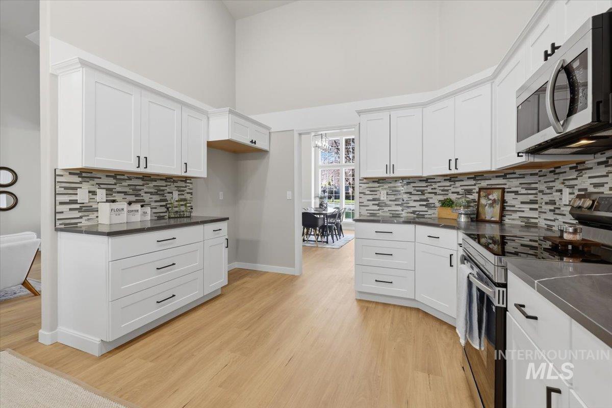 9820 W Geronimo St, Boise, Idaho 83709, 3 Bedrooms, 2 Bathrooms, Residential For Sale, Price $625,000,MLS 98979721