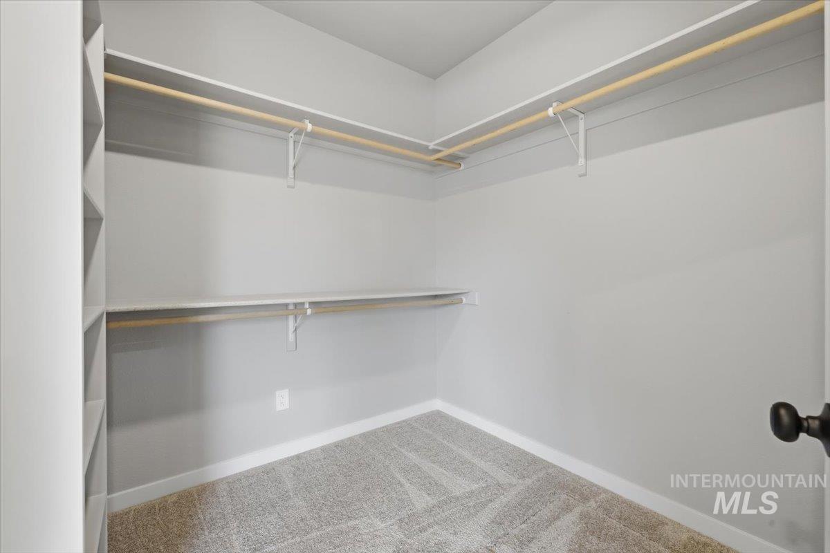 9820 W Geronimo St, Boise, Idaho 83709, 3 Bedrooms, 2 Bathrooms, Residential For Sale, Price $625,000,MLS 98979721