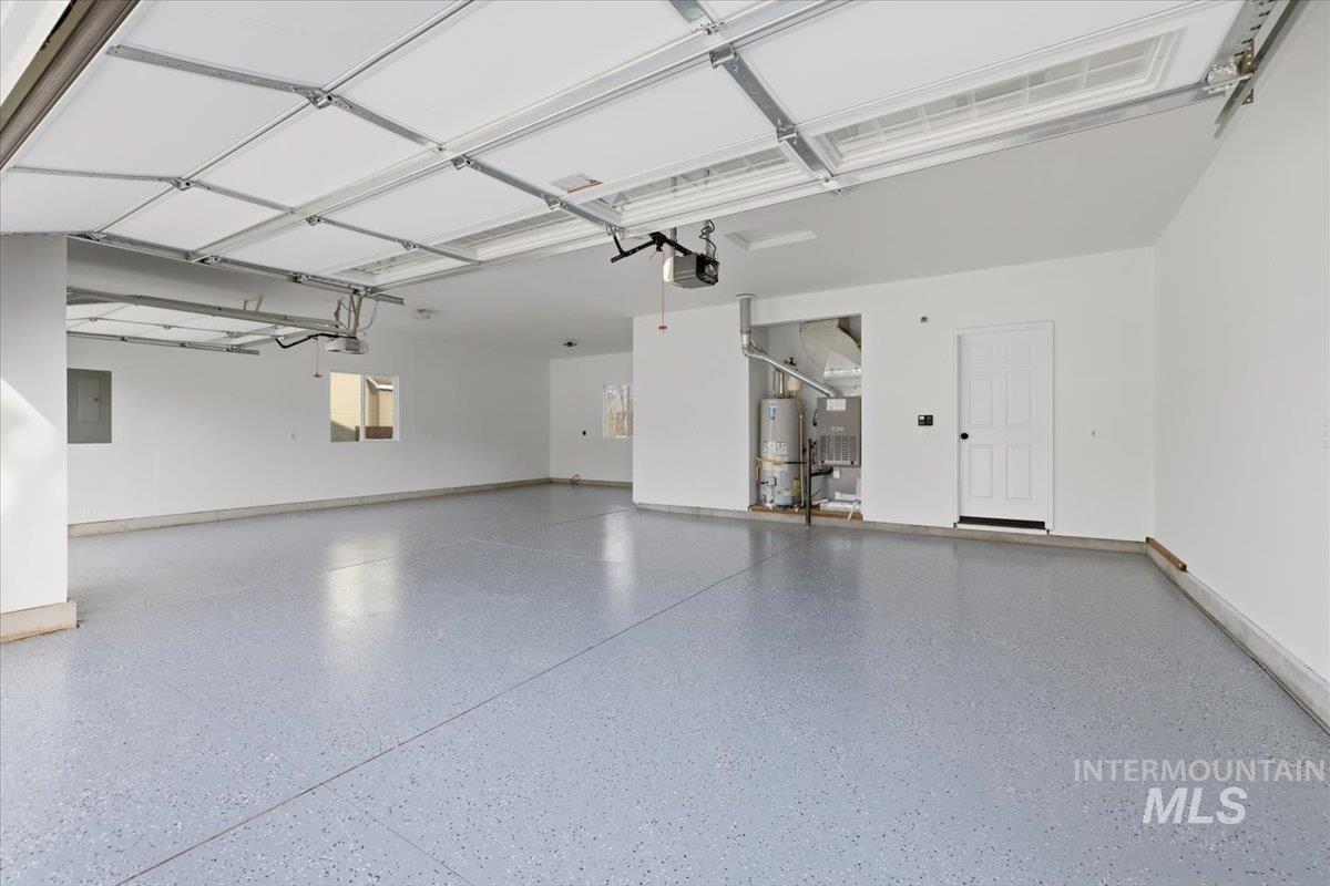 9820 W Geronimo St, Boise, Idaho 83709, 3 Bedrooms, 2 Bathrooms, Residential For Sale, Price $625,000,MLS 98979721