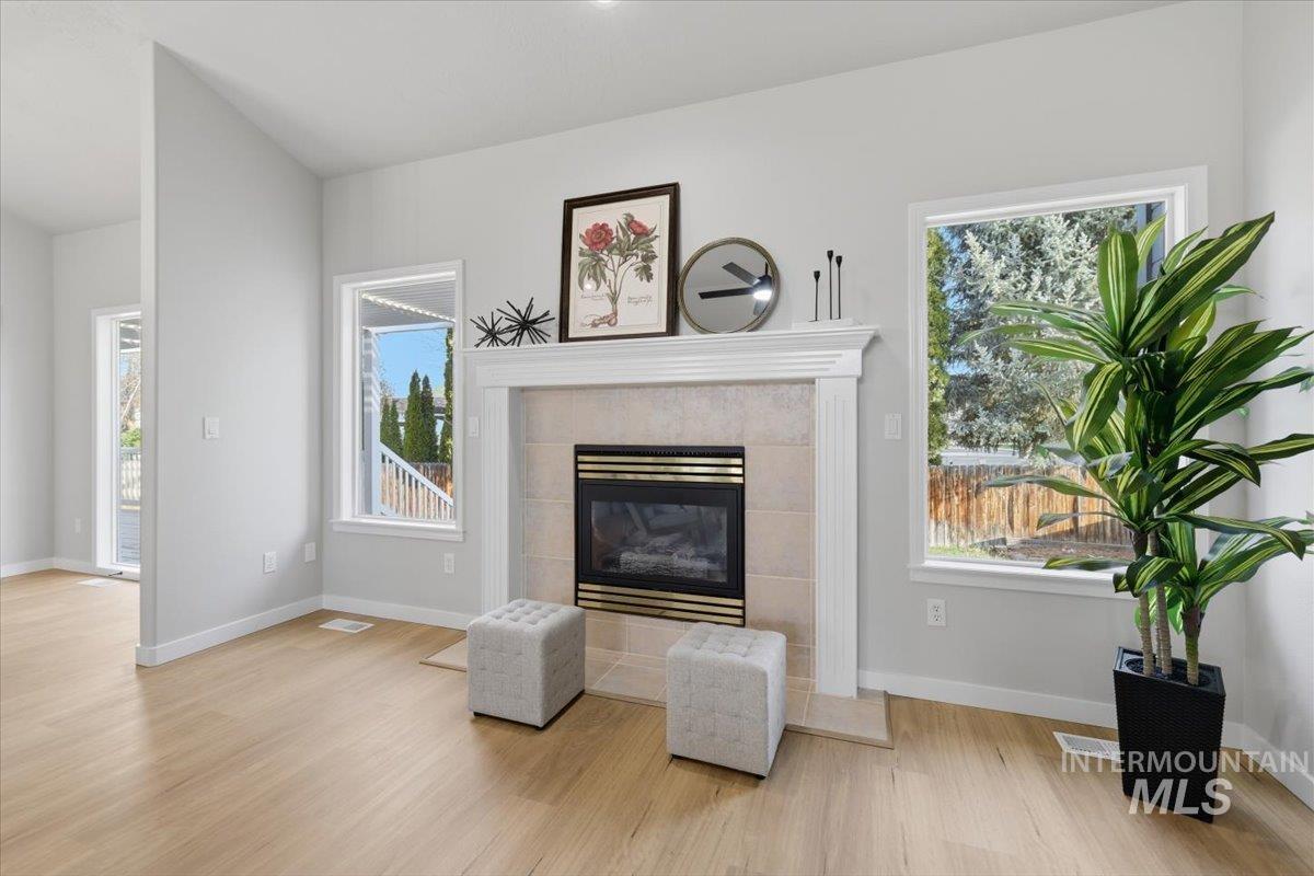 9820 W Geronimo St, Boise, Idaho 83709, 3 Bedrooms, 2 Bathrooms, Residential For Sale, Price $625,000,MLS 98979721