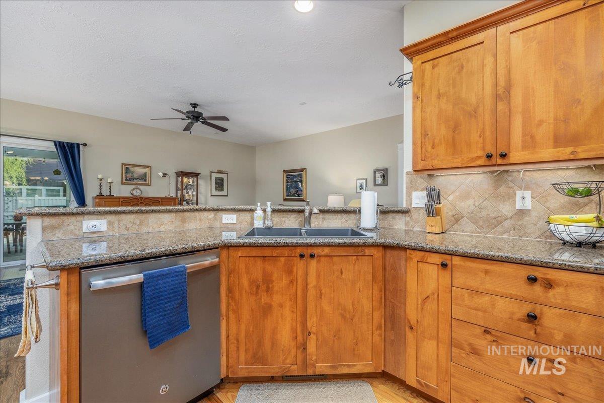 3038 N Christian Way, Meridian, Idaho 83646, 3 Bedrooms, 2 Bathrooms, Residential For Sale, Price $489,900,MLS 98979724