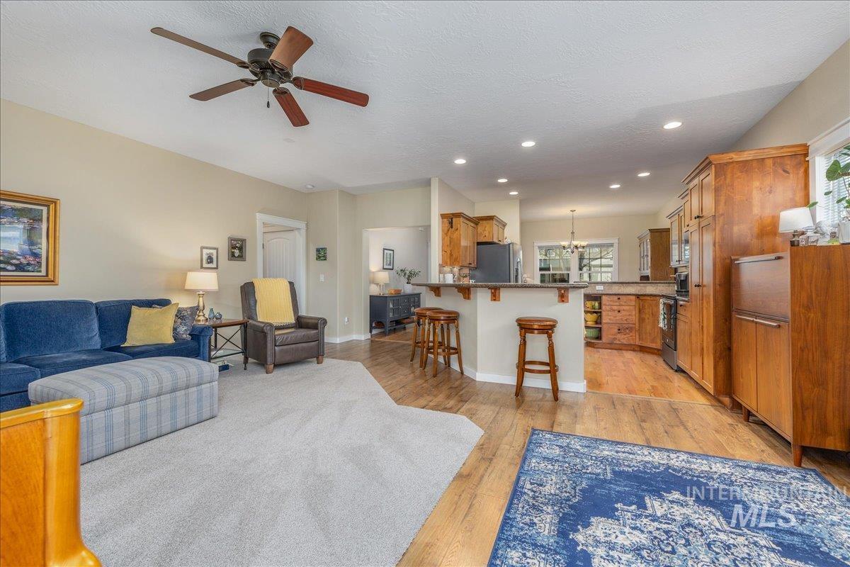 3038 N Christian Way, Meridian, Idaho 83646, 3 Bedrooms, 2 Bathrooms, Residential For Sale, Price $489,900,MLS 98979724