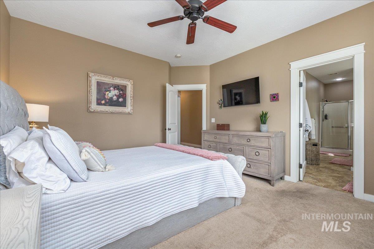 3038 N Christian Way, Meridian, Idaho 83646, 3 Bedrooms, 2 Bathrooms, Residential For Sale, Price $489,900,MLS 98979724