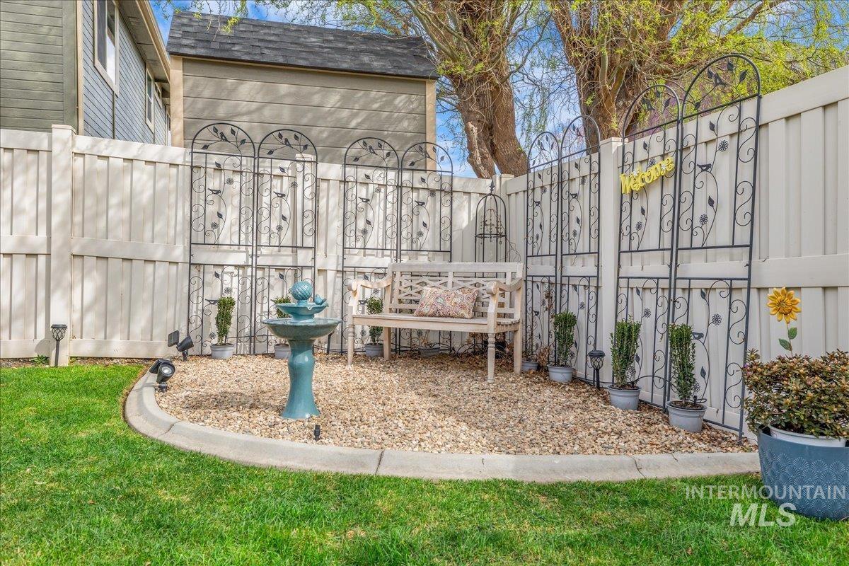 3038 N Christian Way, Meridian, Idaho 83646, 3 Bedrooms, 2 Bathrooms, Residential For Sale, Price $489,900,MLS 98979724