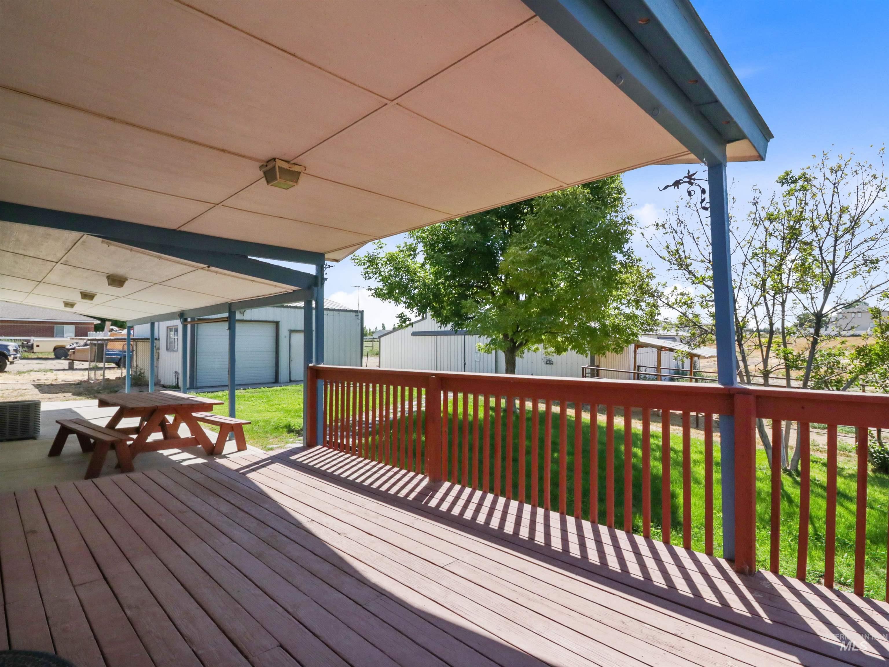 755 S Ash, Kuna, Idaho 83634, 3 Bedrooms, 2 Bathrooms, Residential For Sale, Price $749,000,MLS 98979726