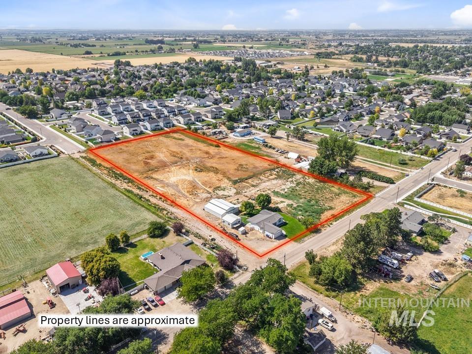 755 S Ash, Kuna, Idaho 83634, 3 Bedrooms, 2 Bathrooms, Residential For Sale, Price $749,000,MLS 98979726