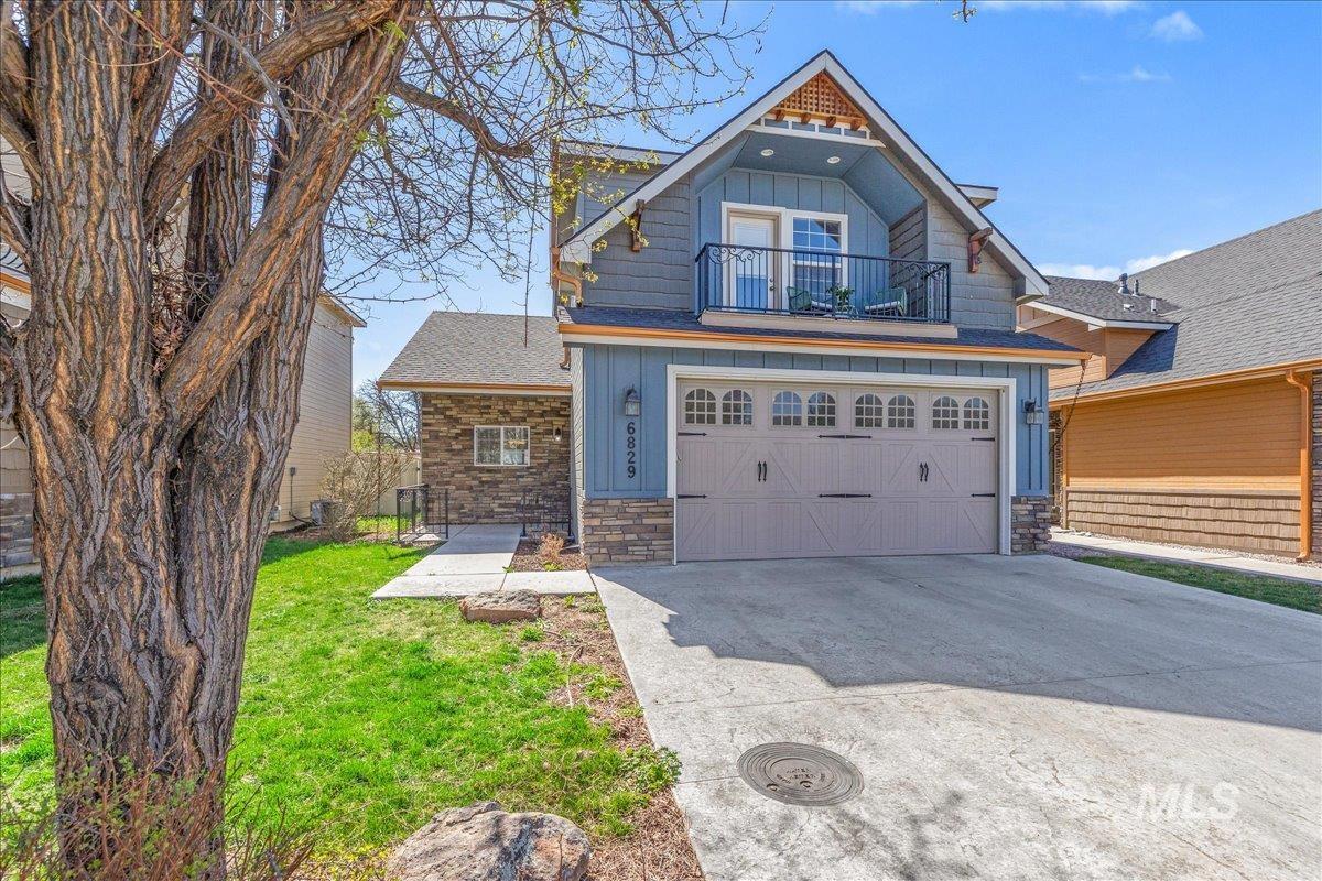 6829 W Winston, Boise, Idaho 83704, 3 Bedrooms, 2.5 Bathrooms, Residential For Sale, Price $470,000,MLS 98979729