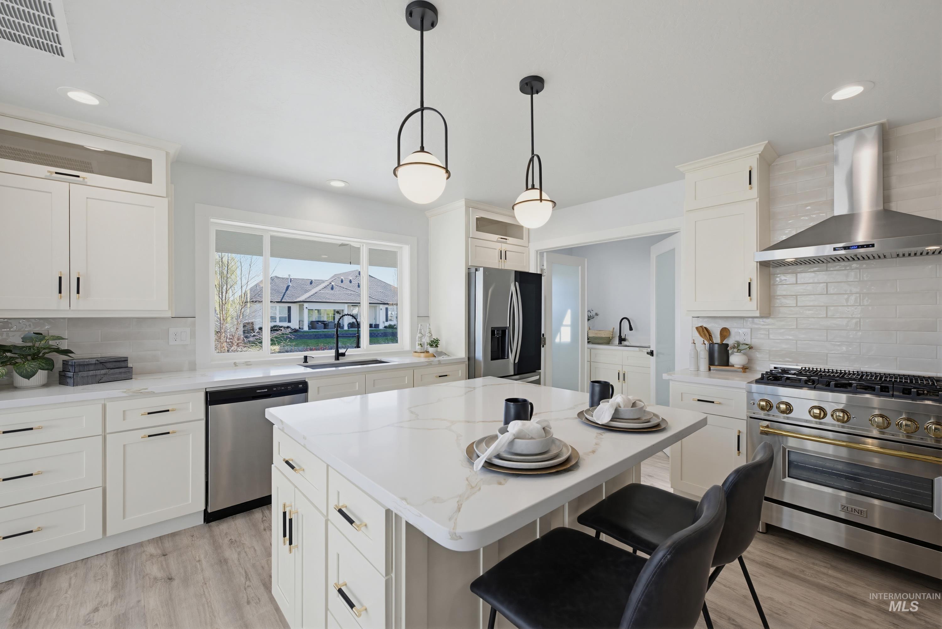 1170 N Champions Pl, Eagle, Idaho 83616, 5 Bedrooms, 3.5 Bathrooms, Residential For Sale, Price $975,000, 98979730