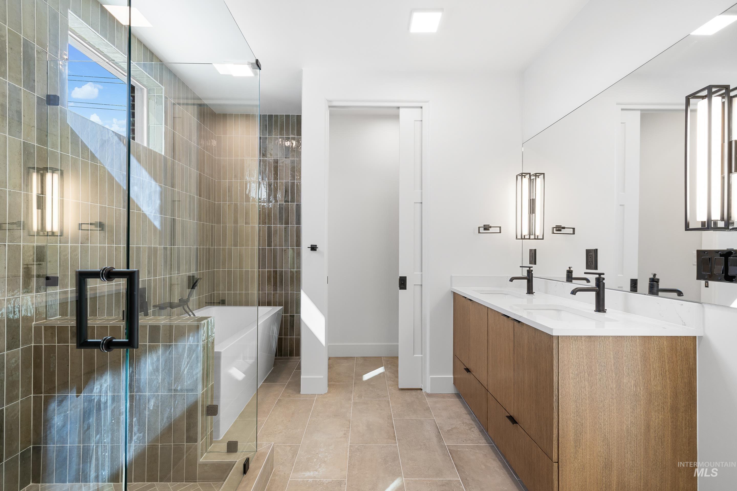 55 E State St, Eagle, Idaho 83616, 2 Bedrooms, 2 Bathrooms, Residential For Sale, Price $1,080,000, 98979741