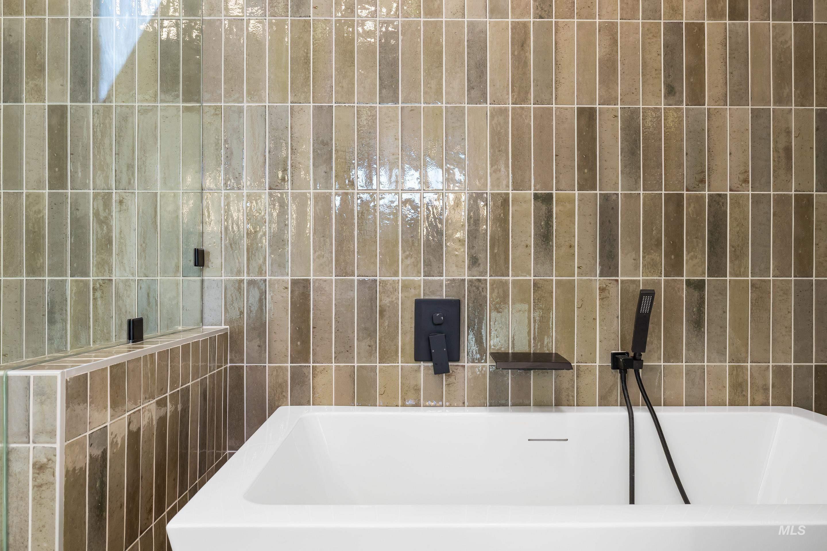 55 E State St, Eagle, Idaho 83616, 2 Bedrooms, 2 Bathrooms, Residential For Sale, Price $1,080,000, 98979741