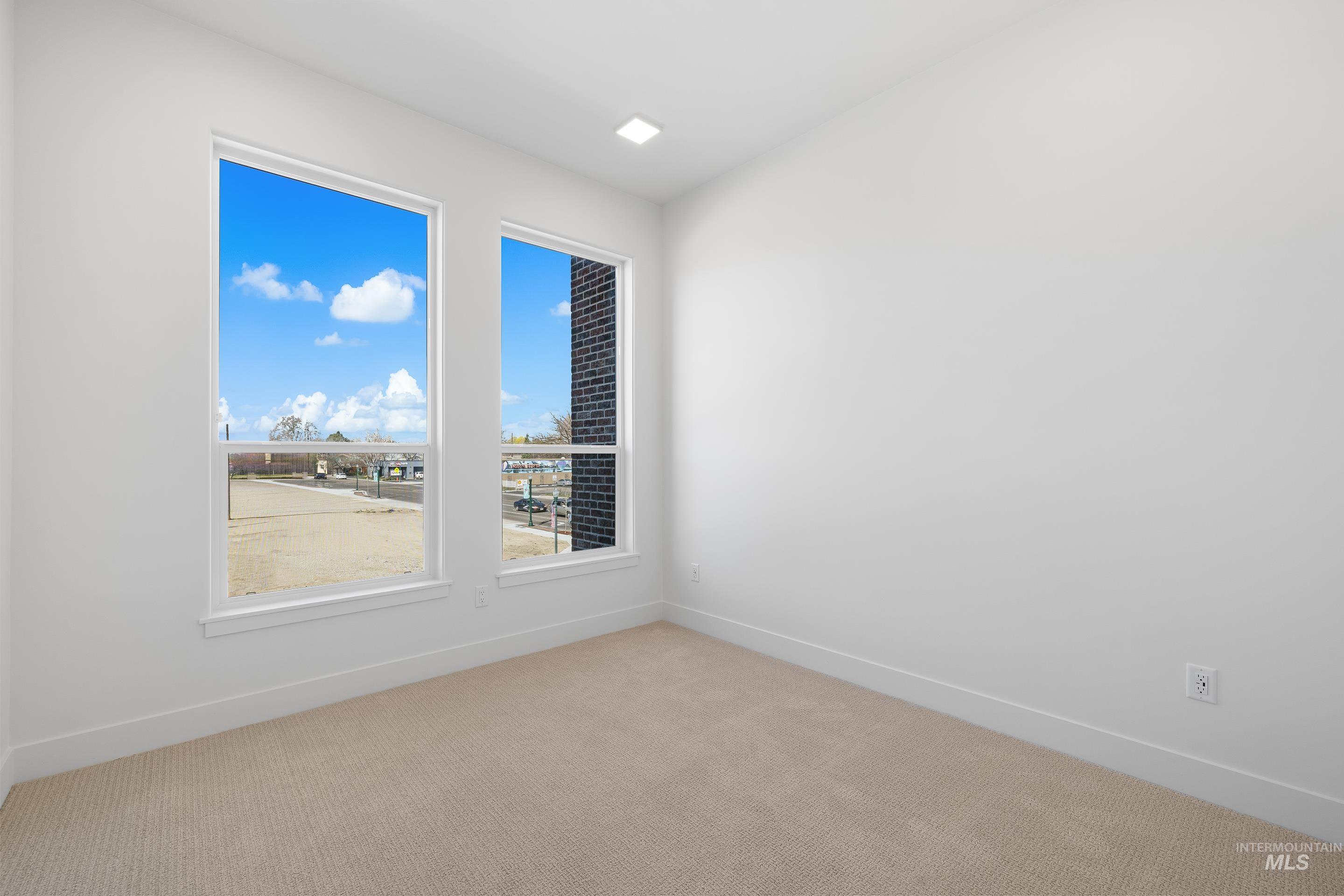 55 E State St, Eagle, Idaho 83616, 2 Bedrooms, 2 Bathrooms, Residential For Sale, Price $1,080,000, 98979741