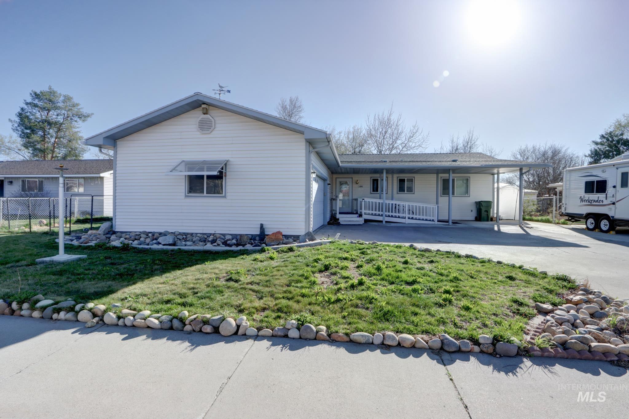 1302 SW 12th St, Ontario, Oregon 97914, 3 Bedrooms, 2 Bathrooms, Residential For Sale, Price $309,000, 98979744