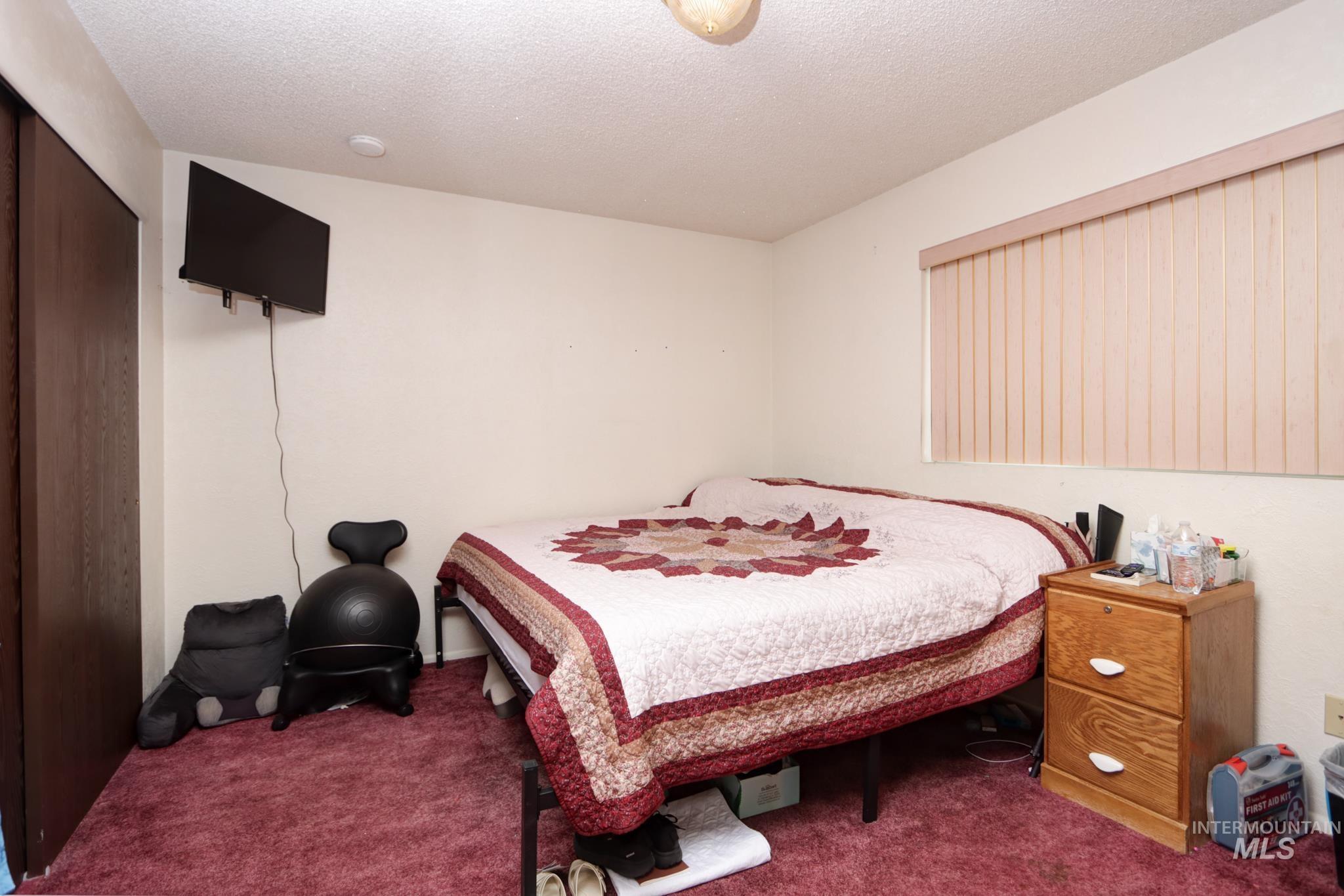 1302 SW 12th St, Ontario, Oregon 97914, 3 Bedrooms, 2 Bathrooms, Residential For Sale, Price $309,000, 98979744