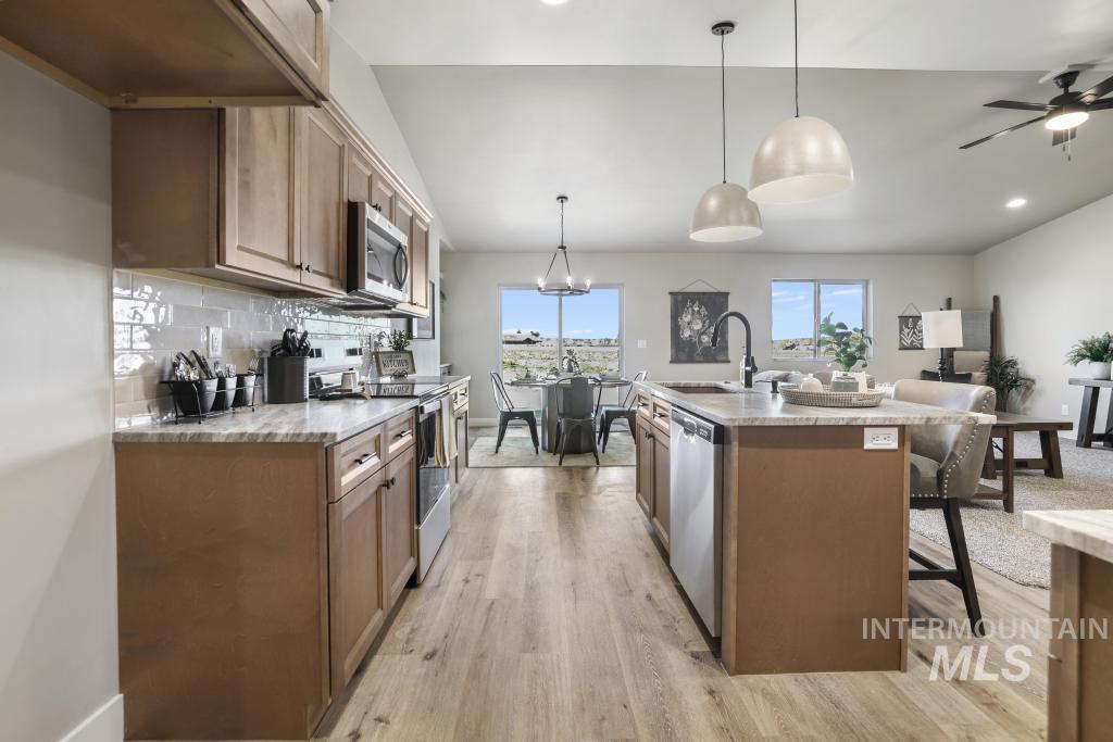 4065 Williams St, Buhl, Idaho 83316, 3 Bedrooms, 2 Bathrooms, Residential For Sale, Price $390,000, 98979745