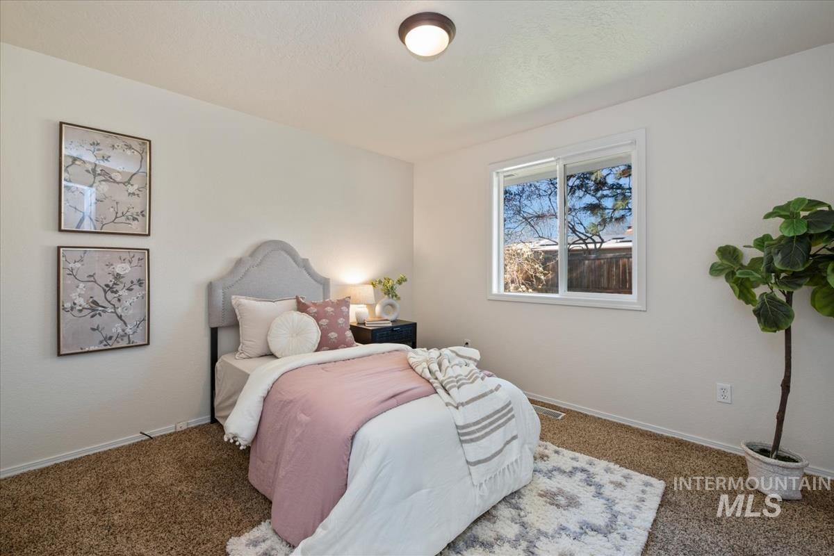 9288 W Holt St, Boise, Idaho 83704, 3 Bedrooms, 2 Bathrooms, Residential For Sale, Price $425,000, 98979748