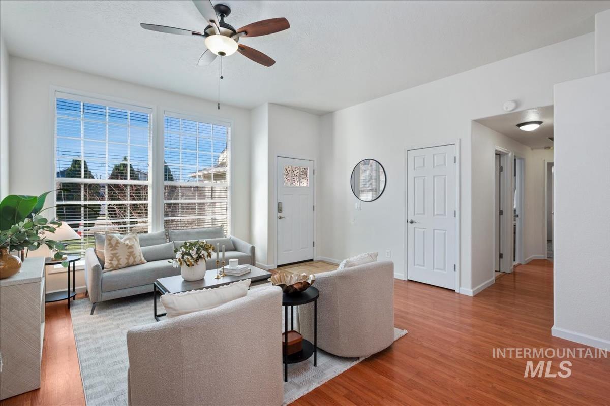 9288 W Holt St, Boise, Idaho 83704, 3 Bedrooms, 2 Bathrooms, Residential For Sale, Price $425,000, 98979748