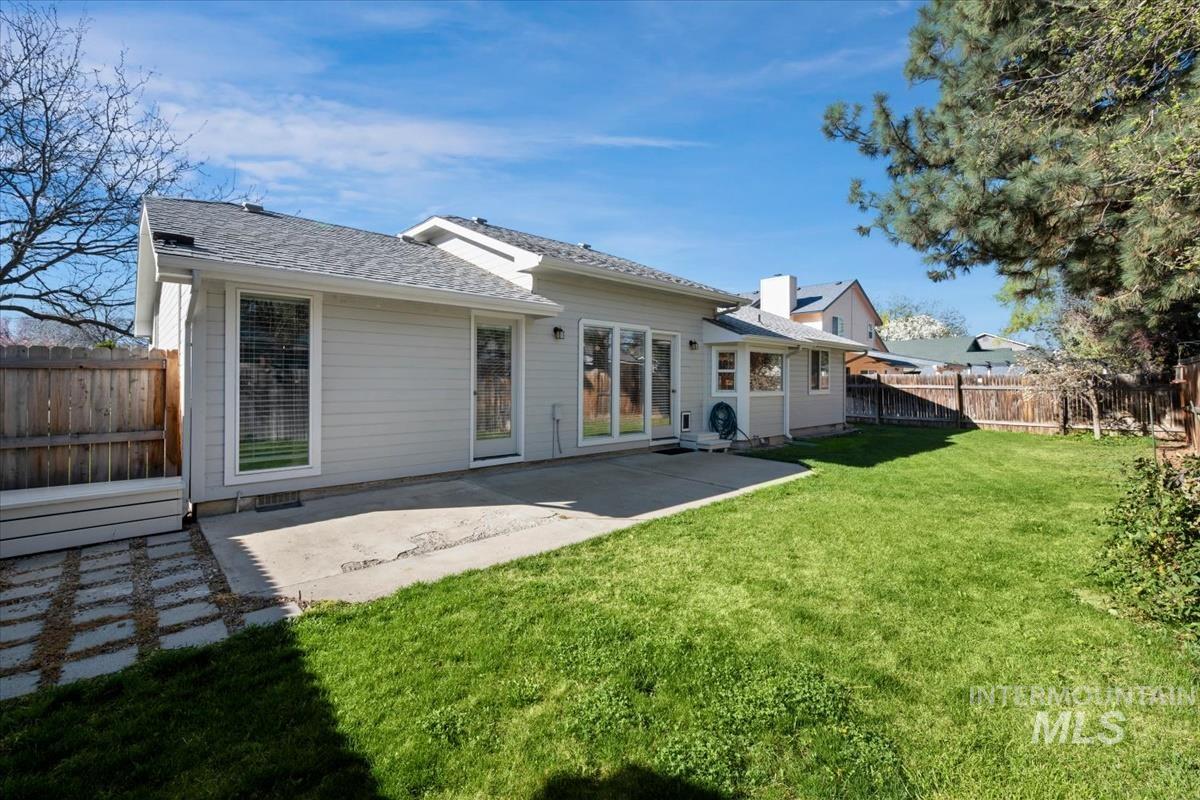 9288 W Holt St, Boise, Idaho 83704, 3 Bedrooms, 2 Bathrooms, Residential For Sale, Price $425,000, 98979748