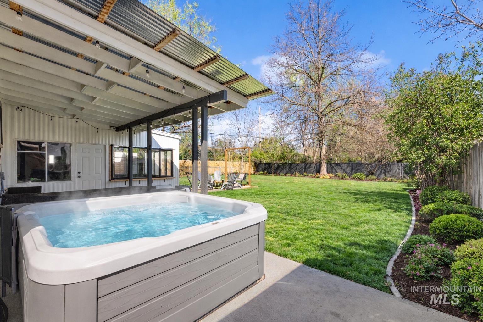 3204 W Rose Hill St, Boise, Idaho 83705, 2 Bedrooms, 1 Bathroom, Residential Income For Sale, Price $549,900, 98979758