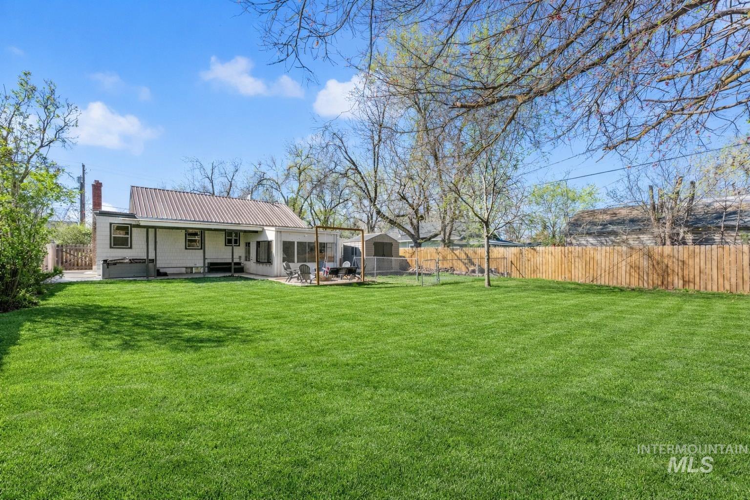 3204 W Rose Hill St, Boise, Idaho 83705, 2 Bedrooms, 1 Bathroom, Residential Income For Sale, Price $549,900, 98979758