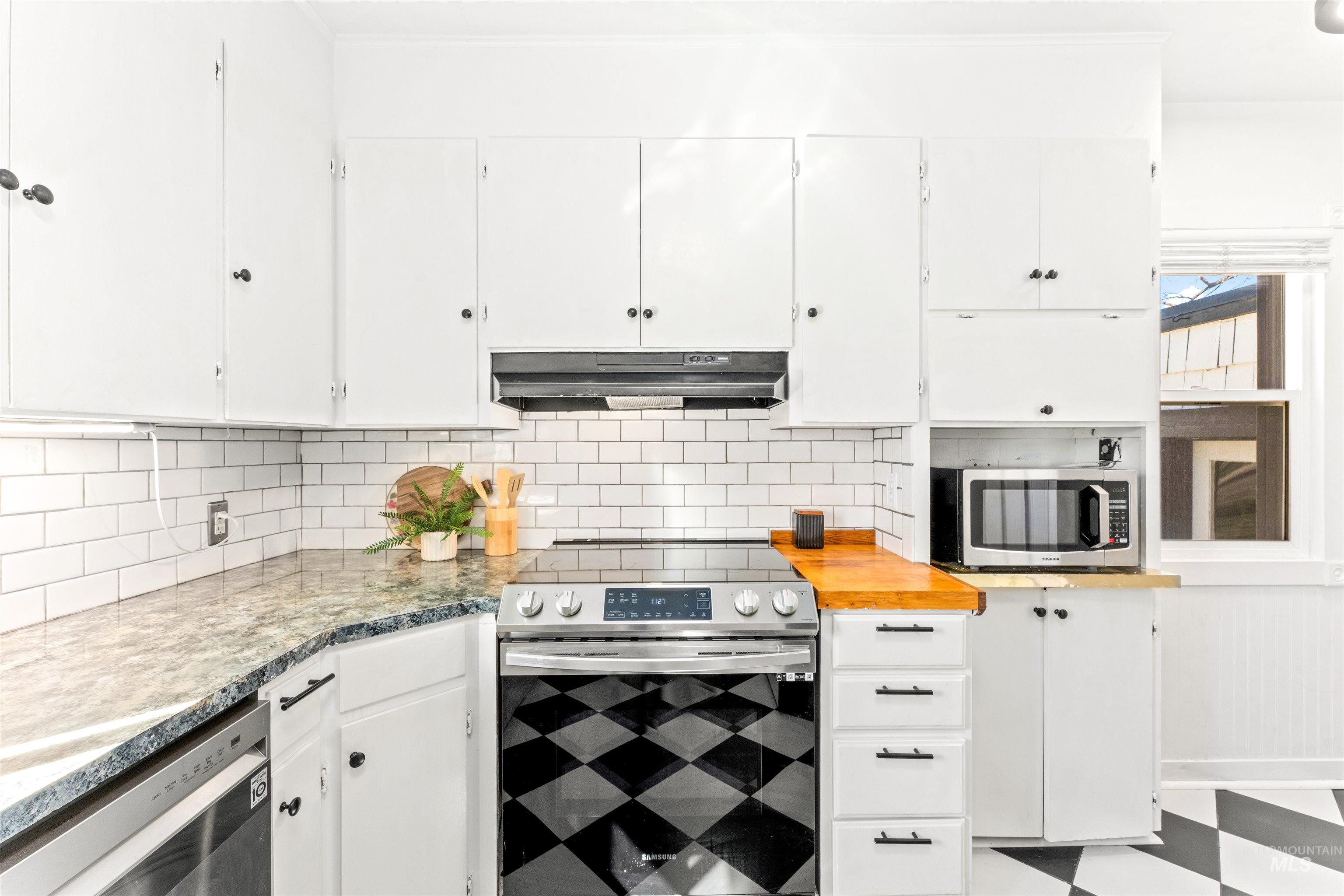 3204 W Rose Hill St, Boise, Idaho 83705, 2 Bedrooms, 1 Bathroom, Residential Income For Sale, Price $549,900, 98979758