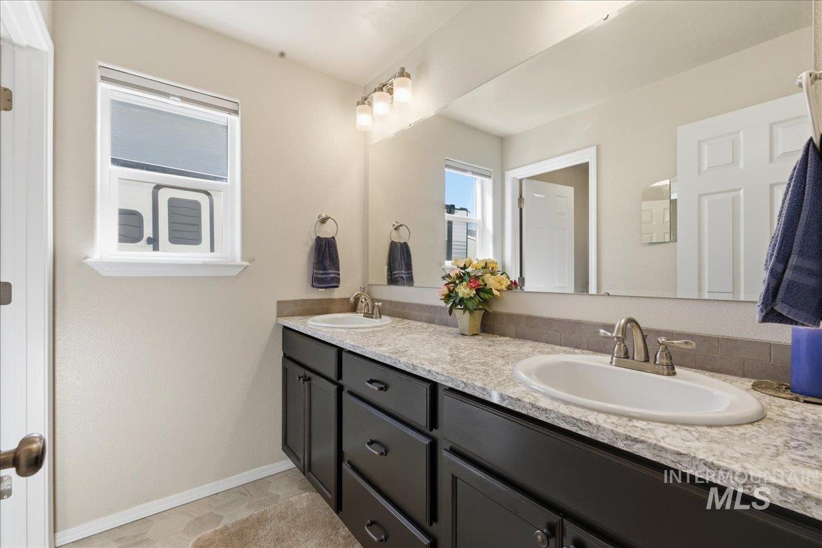 16202 Dietz Way, Caldwell, Idaho 83607, 4 Bedrooms, 2 Bathrooms, Residential For Sale, Price $455,000, 98979760