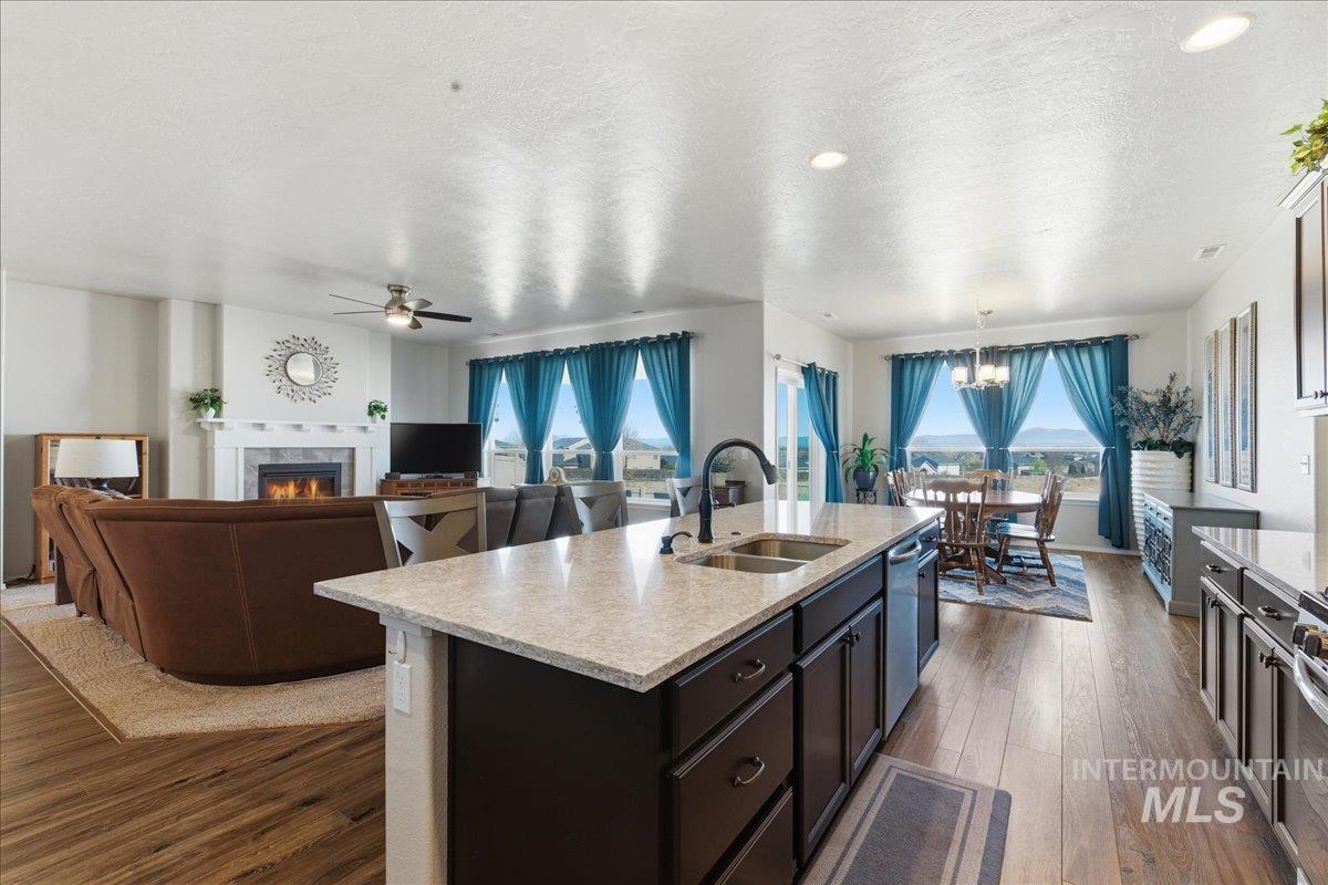 16202 Dietz Way, Caldwell, Idaho 83607, 4 Bedrooms, 2 Bathrooms, Residential For Sale, Price $455,000, 98979760