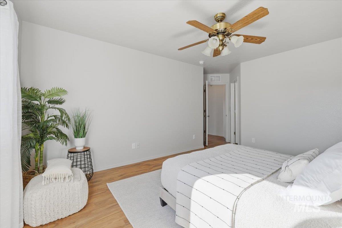 17764 Quiet Springs Ave, Nampa, Idaho 83687, 3 Bedrooms, 2 Bathrooms, Residential For Sale, Price $409,900, 98979762