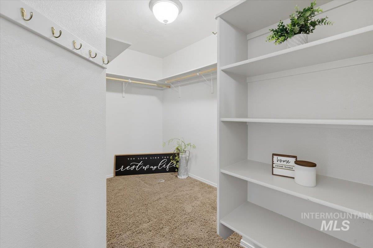 17764 Quiet Springs Ave, Nampa, Idaho 83687, 3 Bedrooms, 2 Bathrooms, Residential For Sale, Price $409,900, 98979762