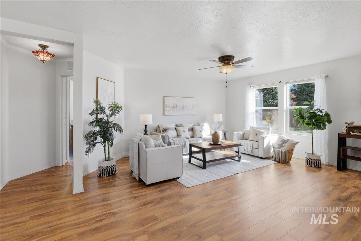 17764 Quiet Springs Ave, Nampa, Idaho 83687, 3 Bedrooms, 2 Bathrooms, Residential For Sale, Price $409,900, 98979762