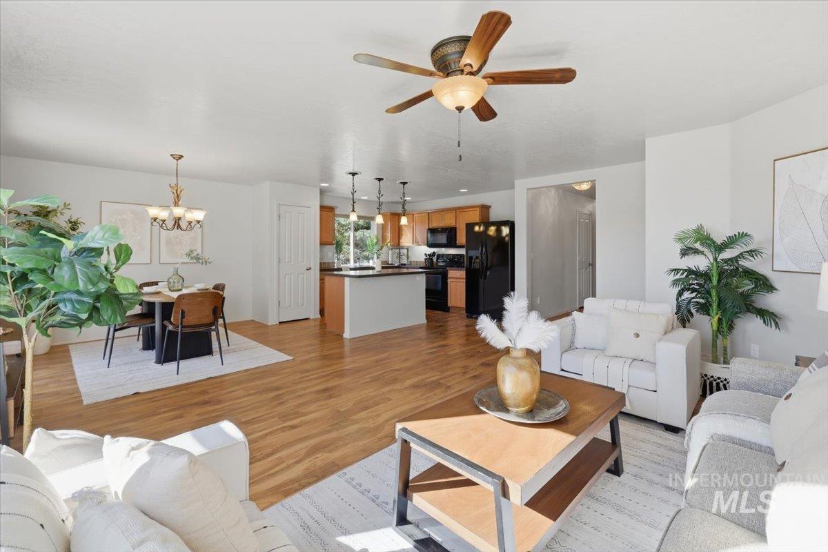 17764 Quiet Springs Ave, Nampa, Idaho 83687, 3 Bedrooms, 2 Bathrooms, Residential For Sale, Price $409,900, 98979762