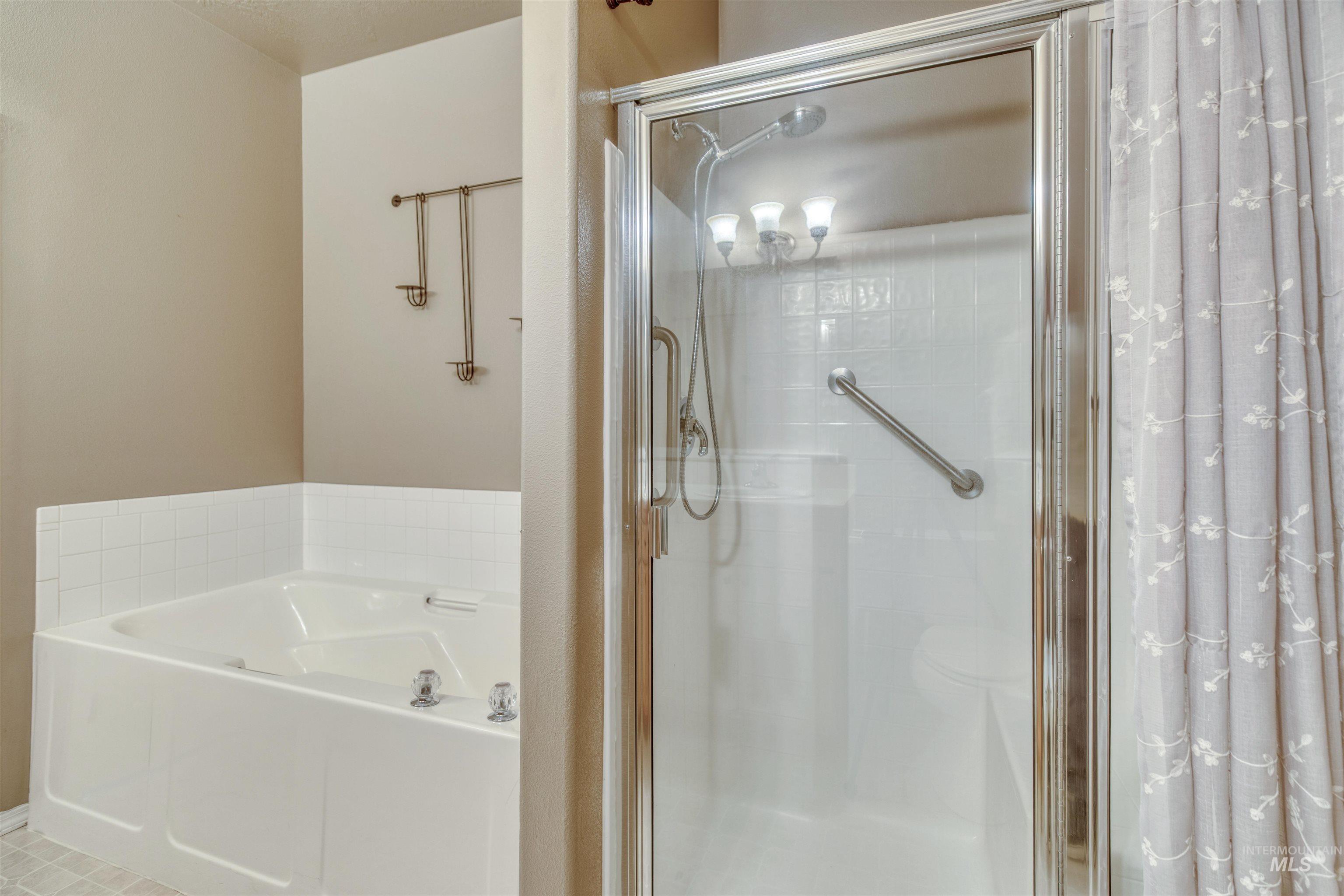 4259 N Waterloo Ave, Boise, Idaho 83713, 4 Bedrooms, 2.5 Bathrooms, Residential For Sale, Price $625,000, 98979764