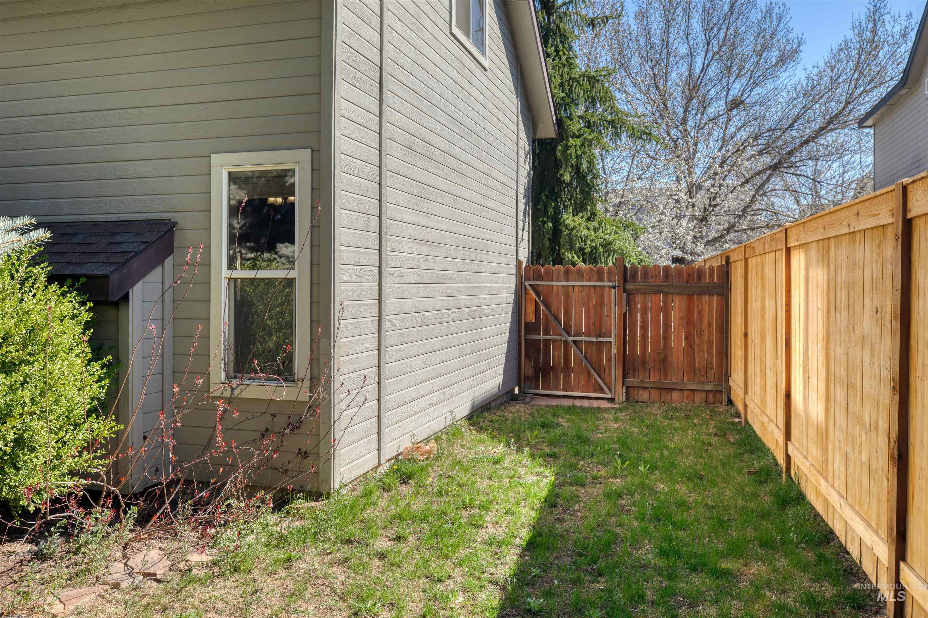 4259 N Waterloo Ave, Boise, Idaho 83713, 4 Bedrooms, 2.5 Bathrooms, Residential For Sale, Price $599,900,MLS 98979764