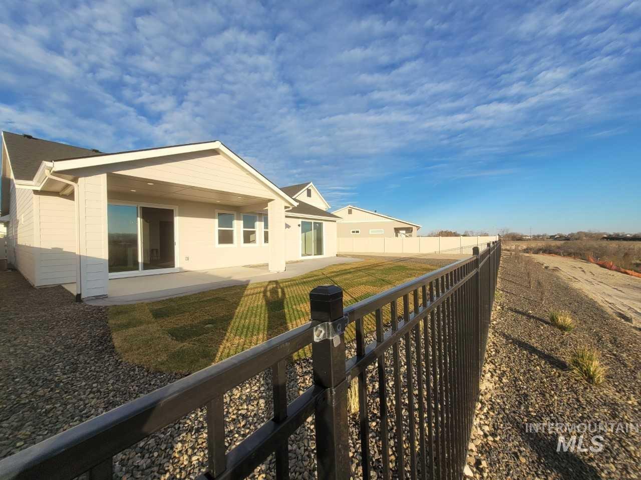 12557 W Wayfaring Drive, Star, Idaho 83669, 3 Bedrooms, 2.5 Bathrooms, Residential For Sale, Price $679,900, 98979765