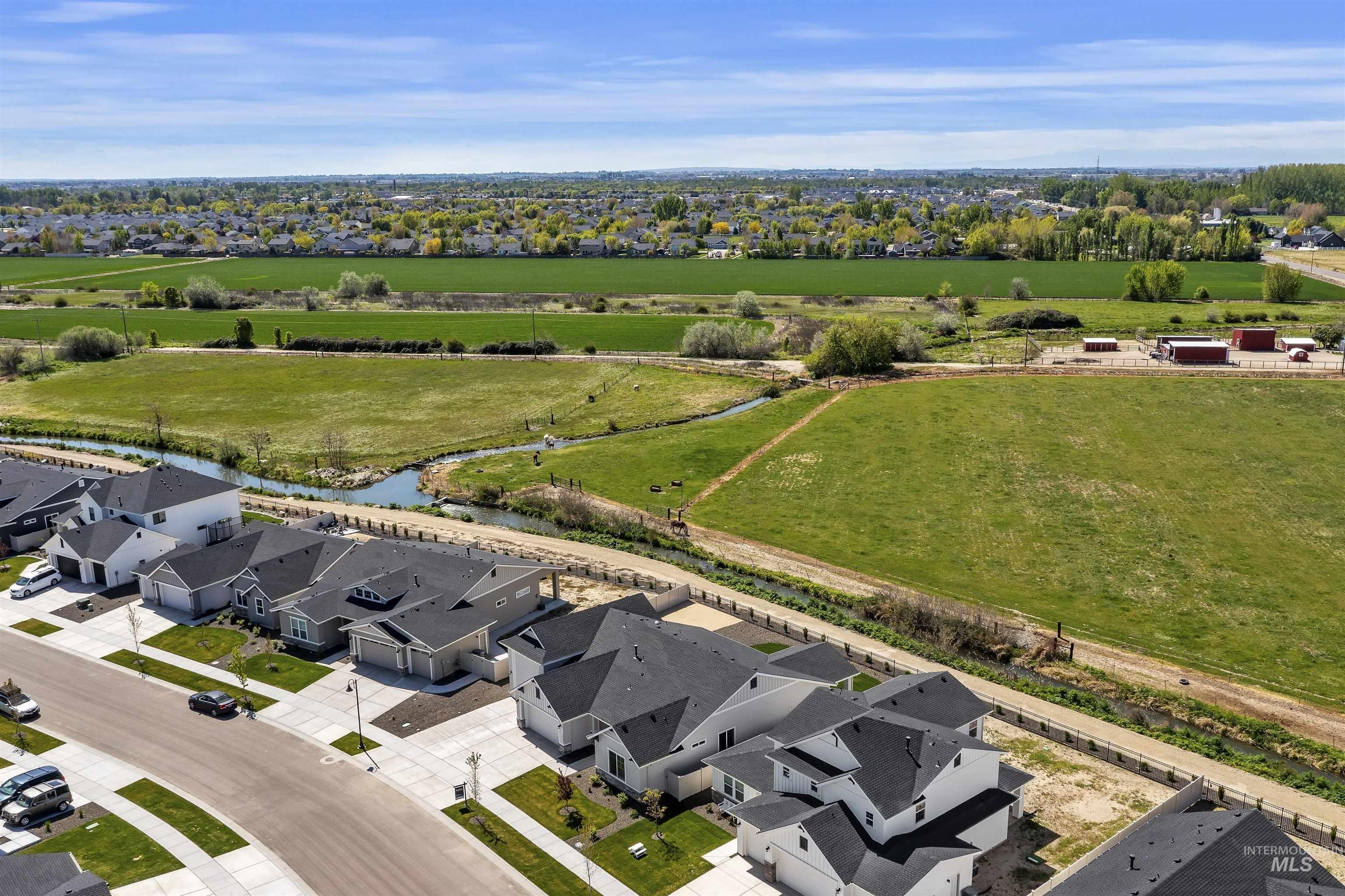 12557 W Wayfaring Drive, Star, Idaho 83669, 3 Bedrooms, 2.5 Bathrooms, Residential For Sale, Price $679,900, 98979765