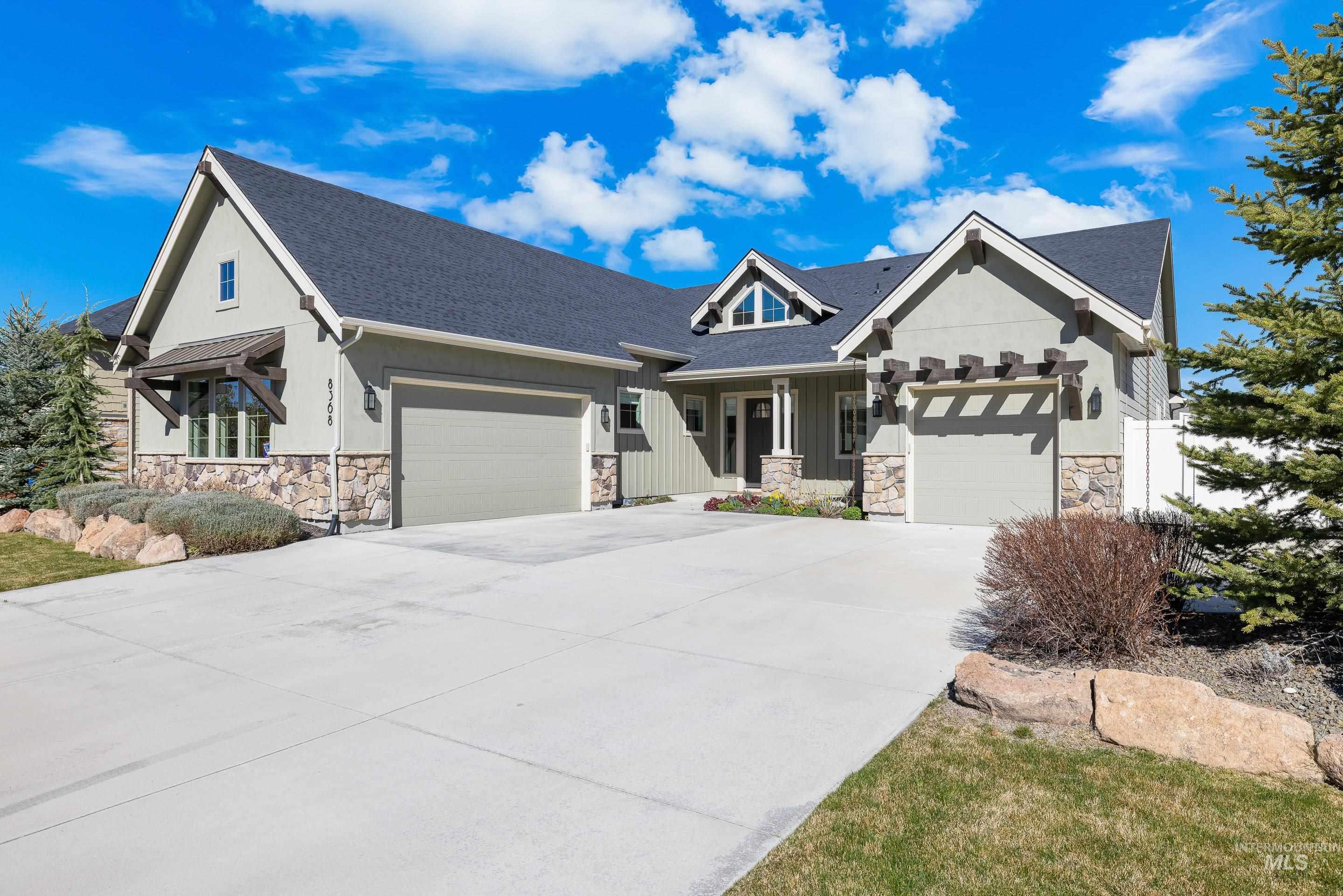 8368 W Sparks Lake Dr., Boise, Idaho 83714, 3 Bedrooms, 2.5 Bathrooms, Residential For Sale, Price $998,000, 98979770