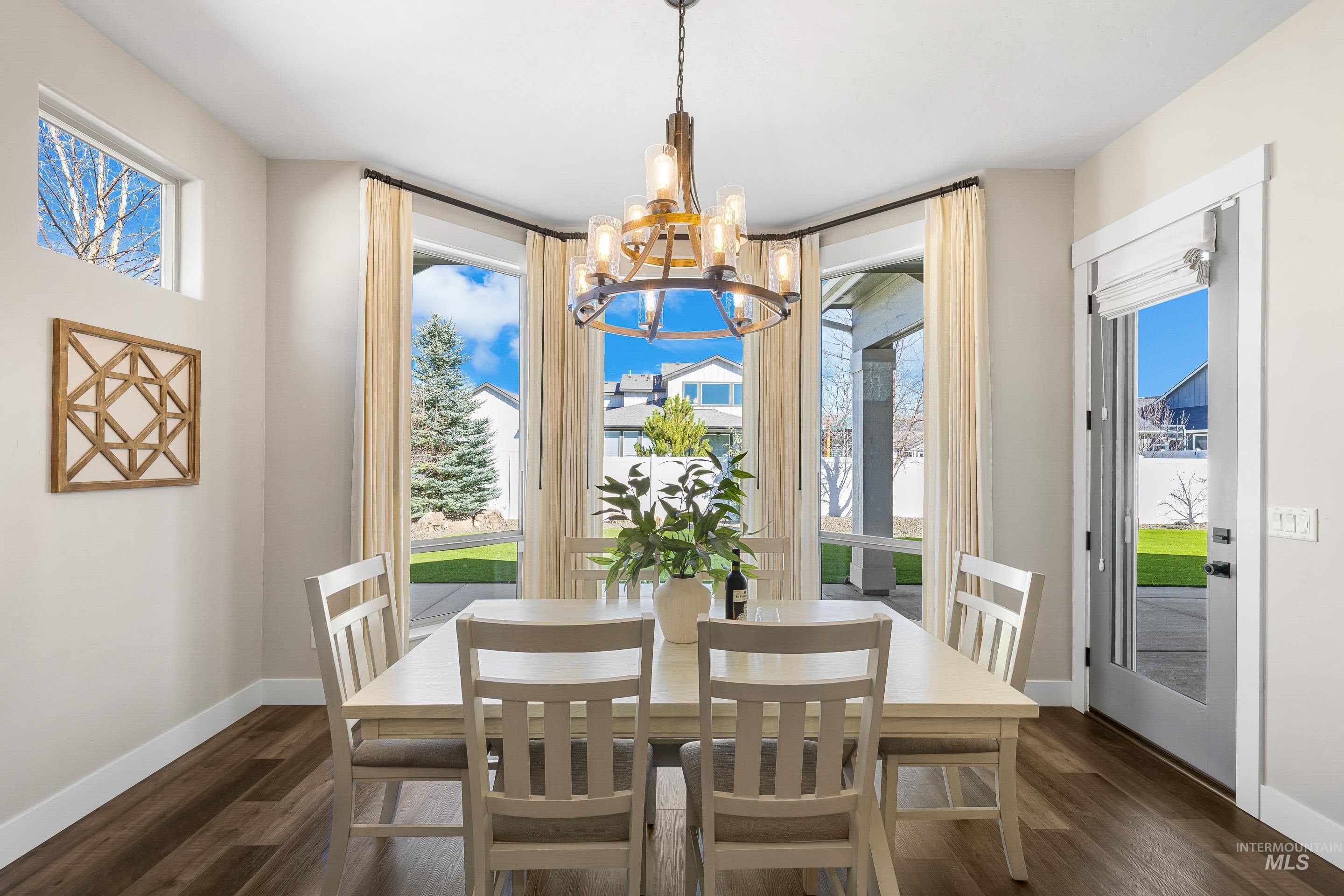 8368 W Sparks Lake Dr., Boise, Idaho 83714, 3 Bedrooms, 2.5 Bathrooms, Residential For Sale, Price $998,000, 98979770