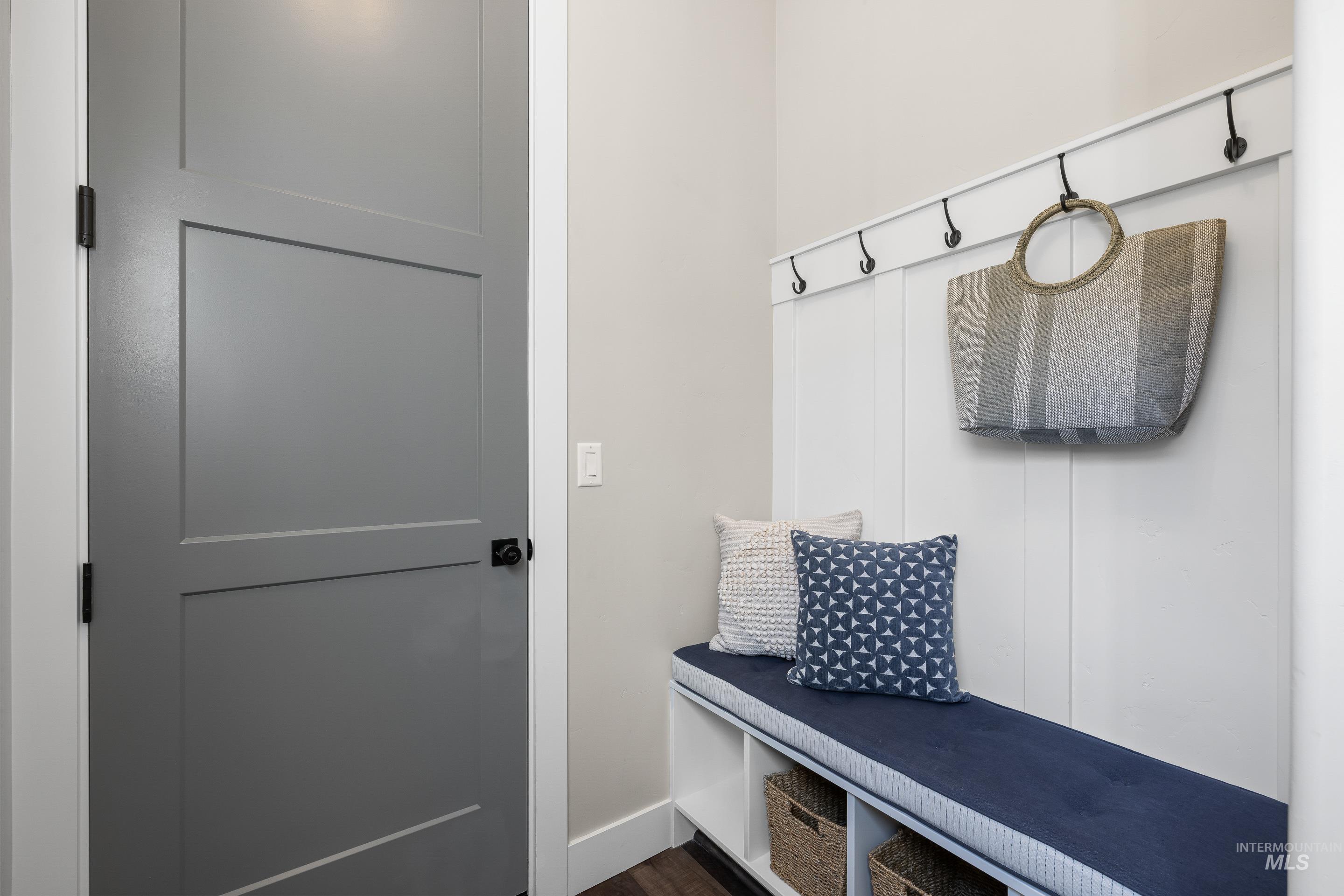 8368 W Sparks Lake Dr., Boise, Idaho 83714, 3 Bedrooms, 2.5 Bathrooms, Residential For Sale, Price $998,000, 98979770