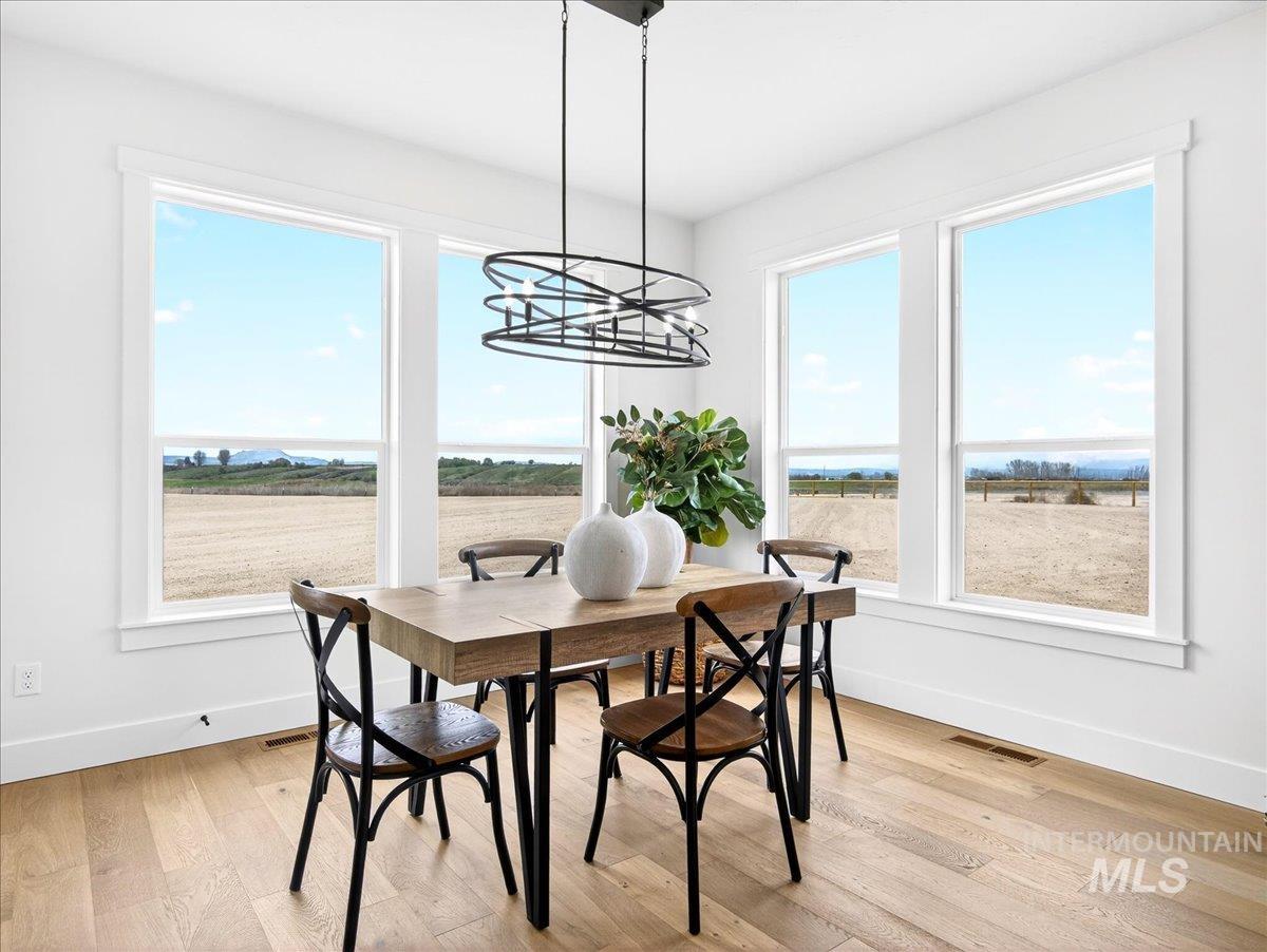 25773 Clydesdale Lane, Parma, Idaho 83660, 4 Bedrooms, 2.5 Bathrooms, Residential For Sale, Price $998,900, 98979771