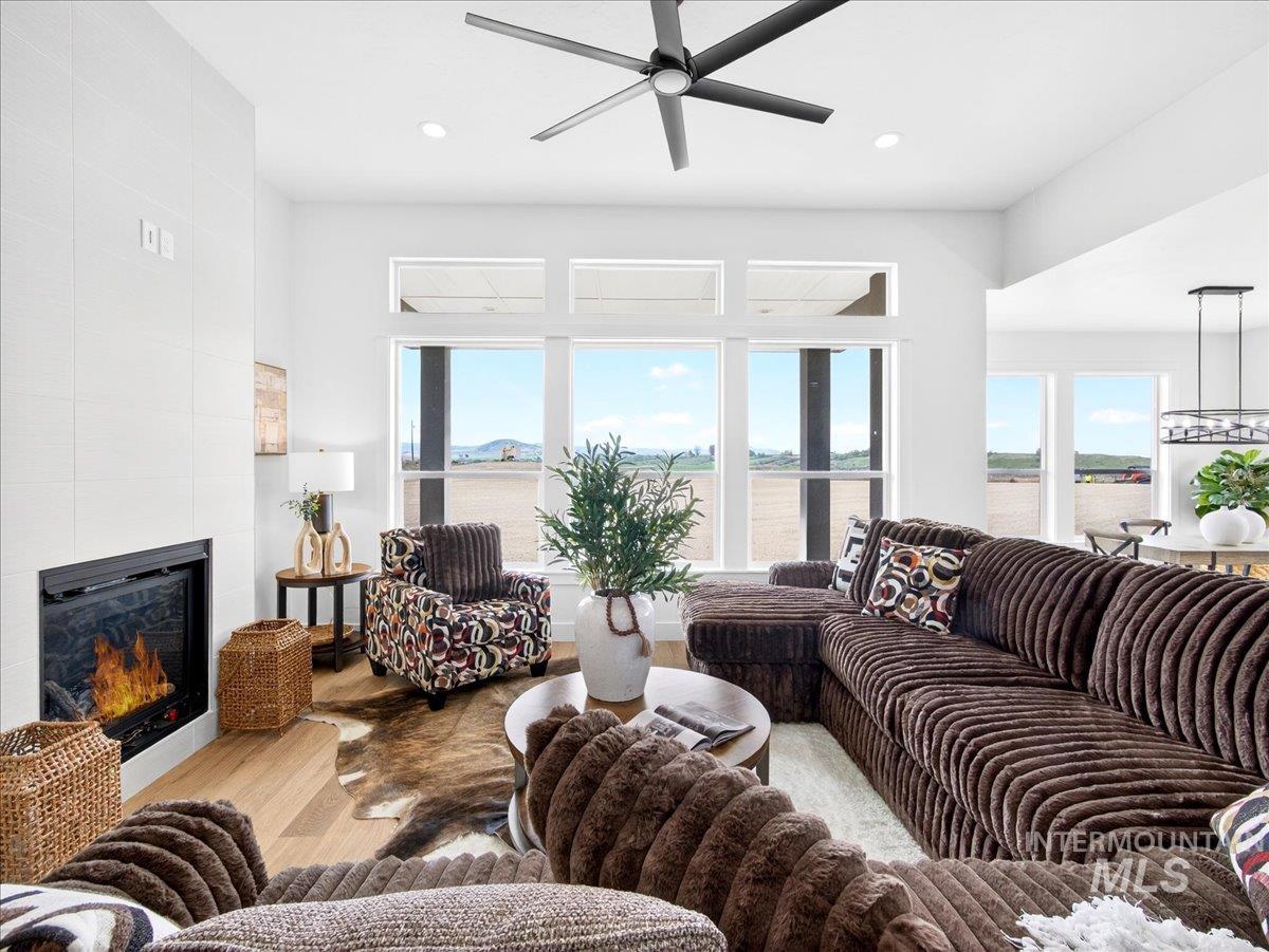 25773 Clydesdale Lane, Parma, Idaho 83660, 4 Bedrooms, 2.5 Bathrooms, Residential For Sale, Price $998,900, 98979771