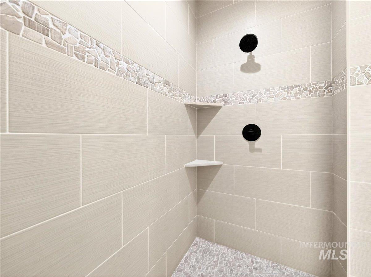 25773 Clydesdale Lane, Parma, Idaho 83660, 4 Bedrooms, 2.5 Bathrooms, Residential For Sale, Price $998,900, 98979771